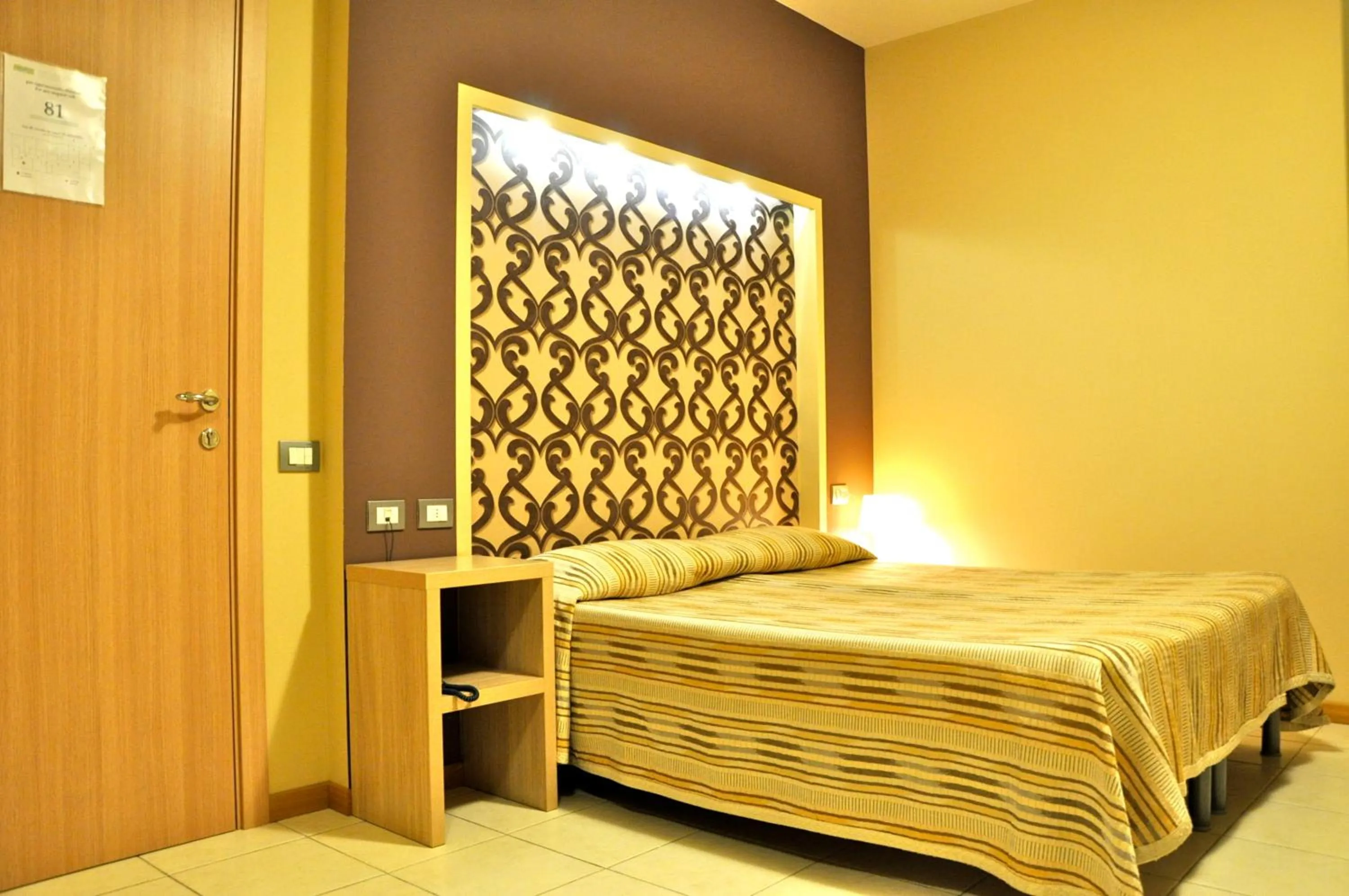 Bedroom, Bed in Letto & Riletto