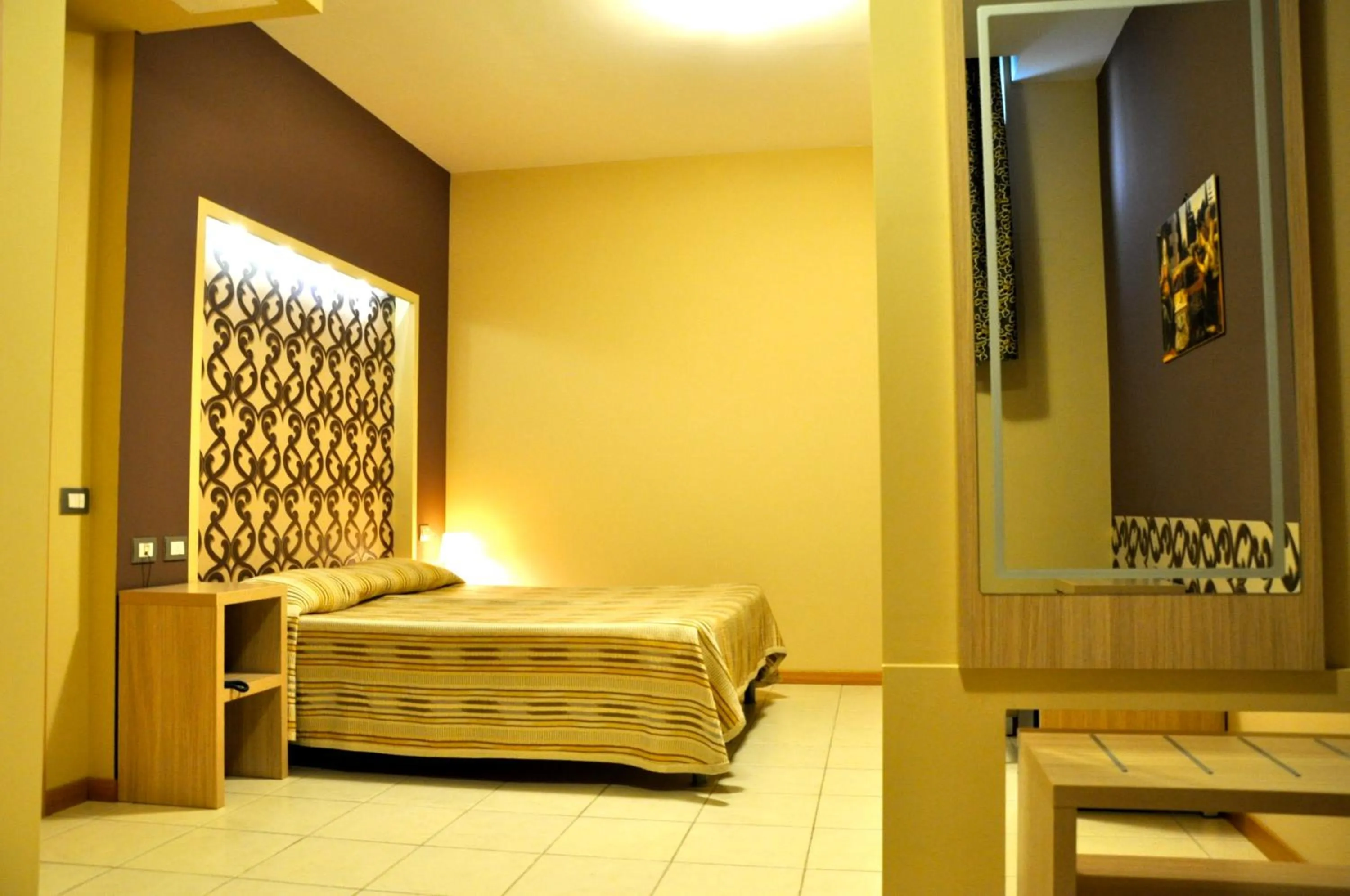 Bedroom, Bed in Letto & Riletto