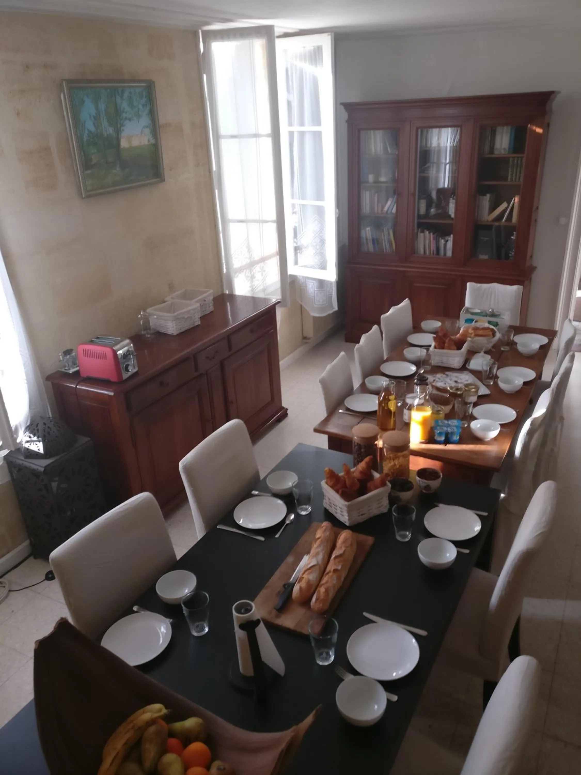 Continental breakfast in Les Gués Rivières