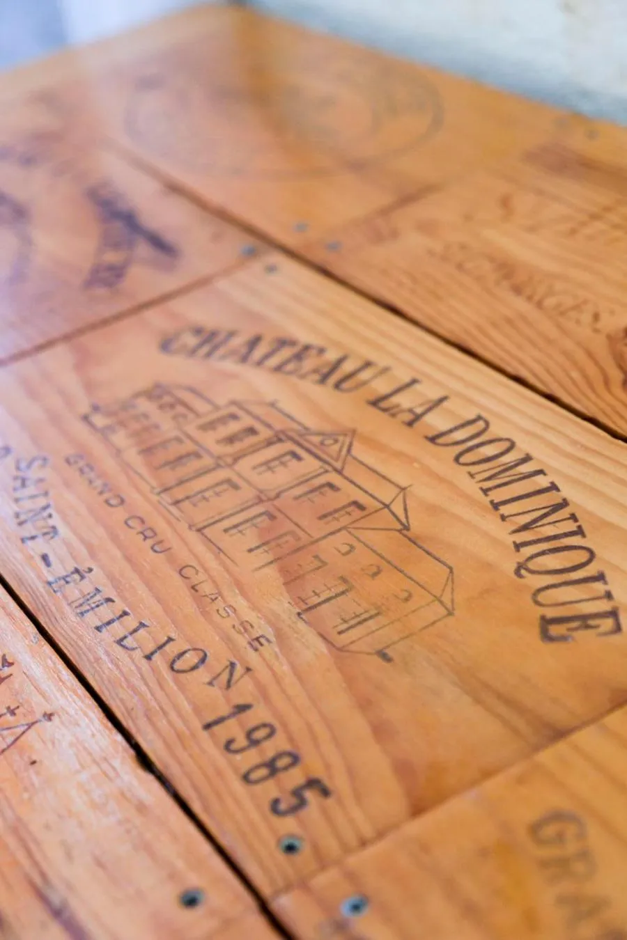 Decorative detail in Les Gués Rivières