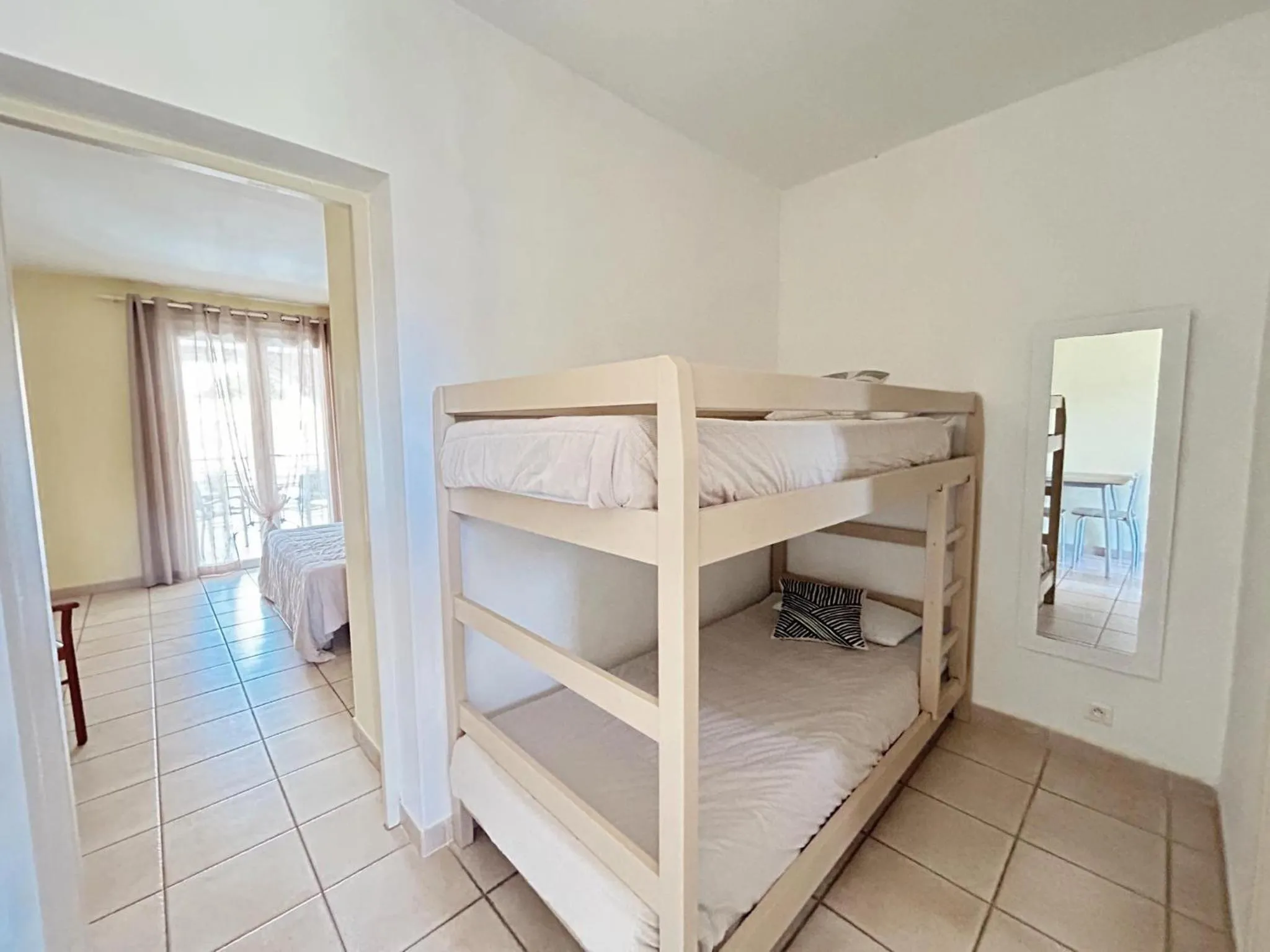 Photo of the whole room, Bed in Résidence Villa Romana avec Piscine et Jacuzzi