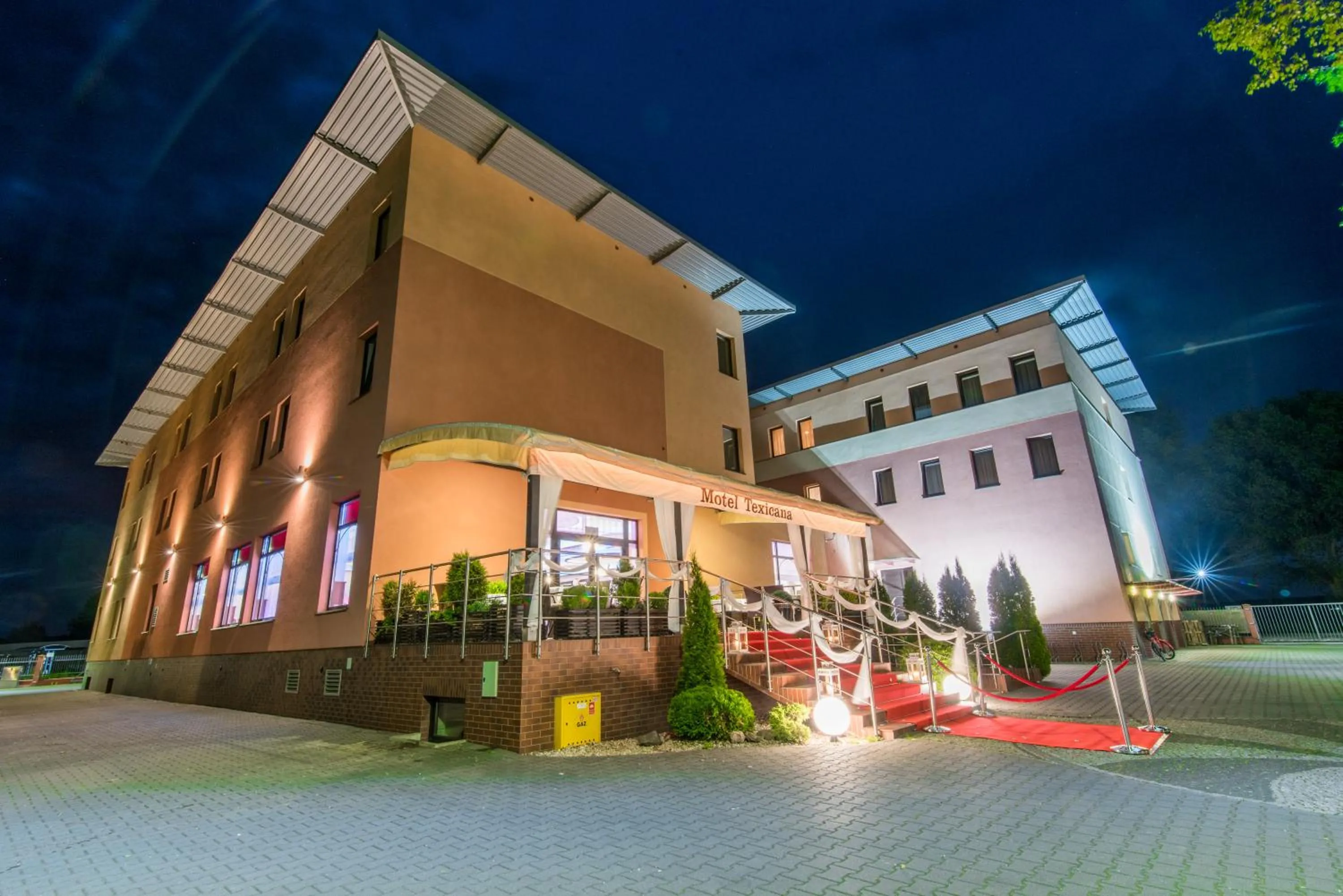 Property building in Hotel Texicana