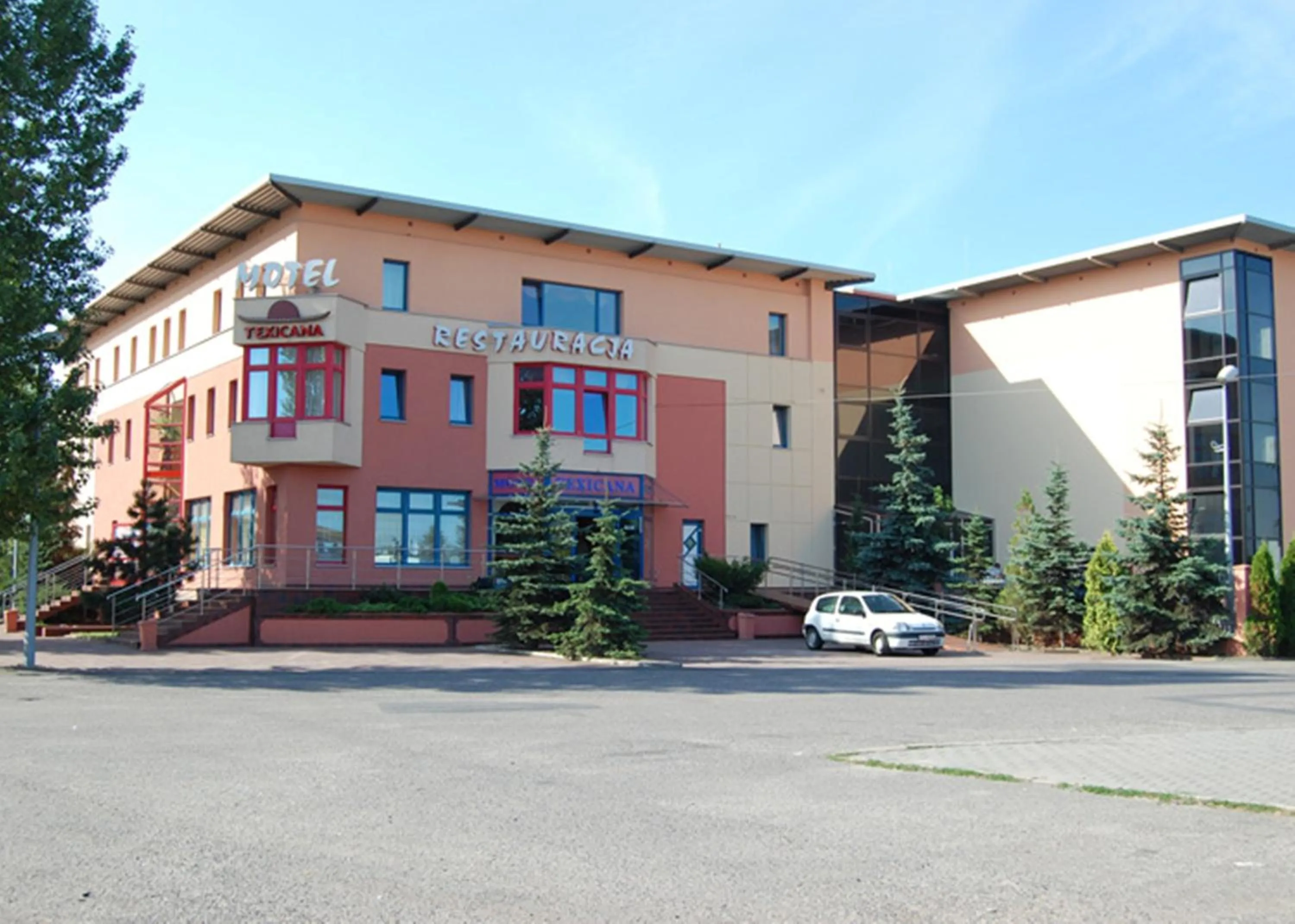 Property building in Hotel Texicana