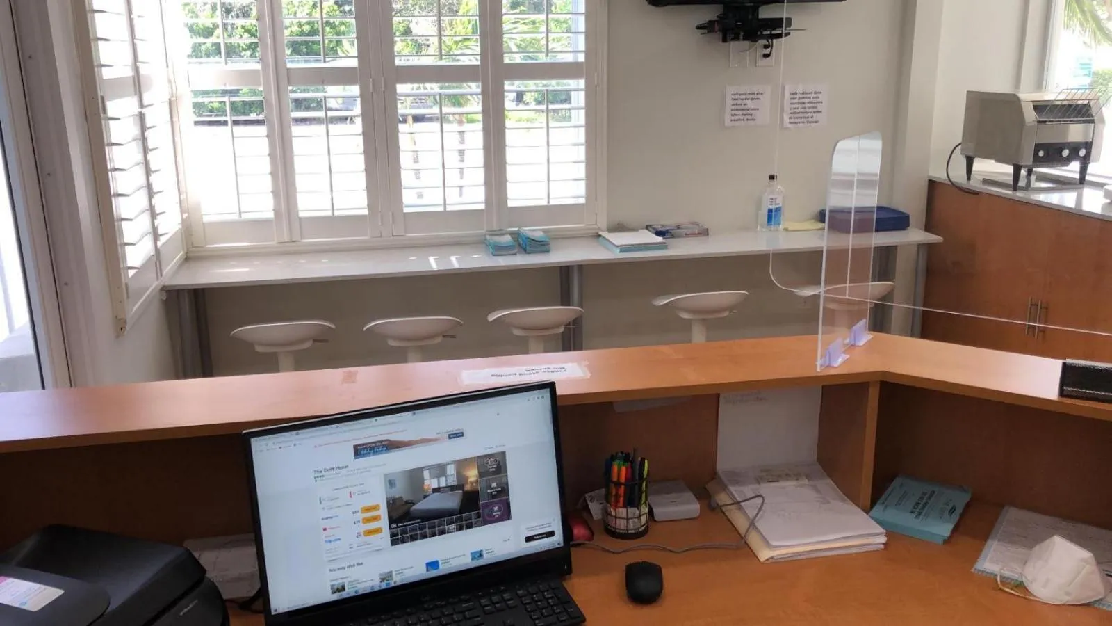 Facade/entrance in The Drift Hotel