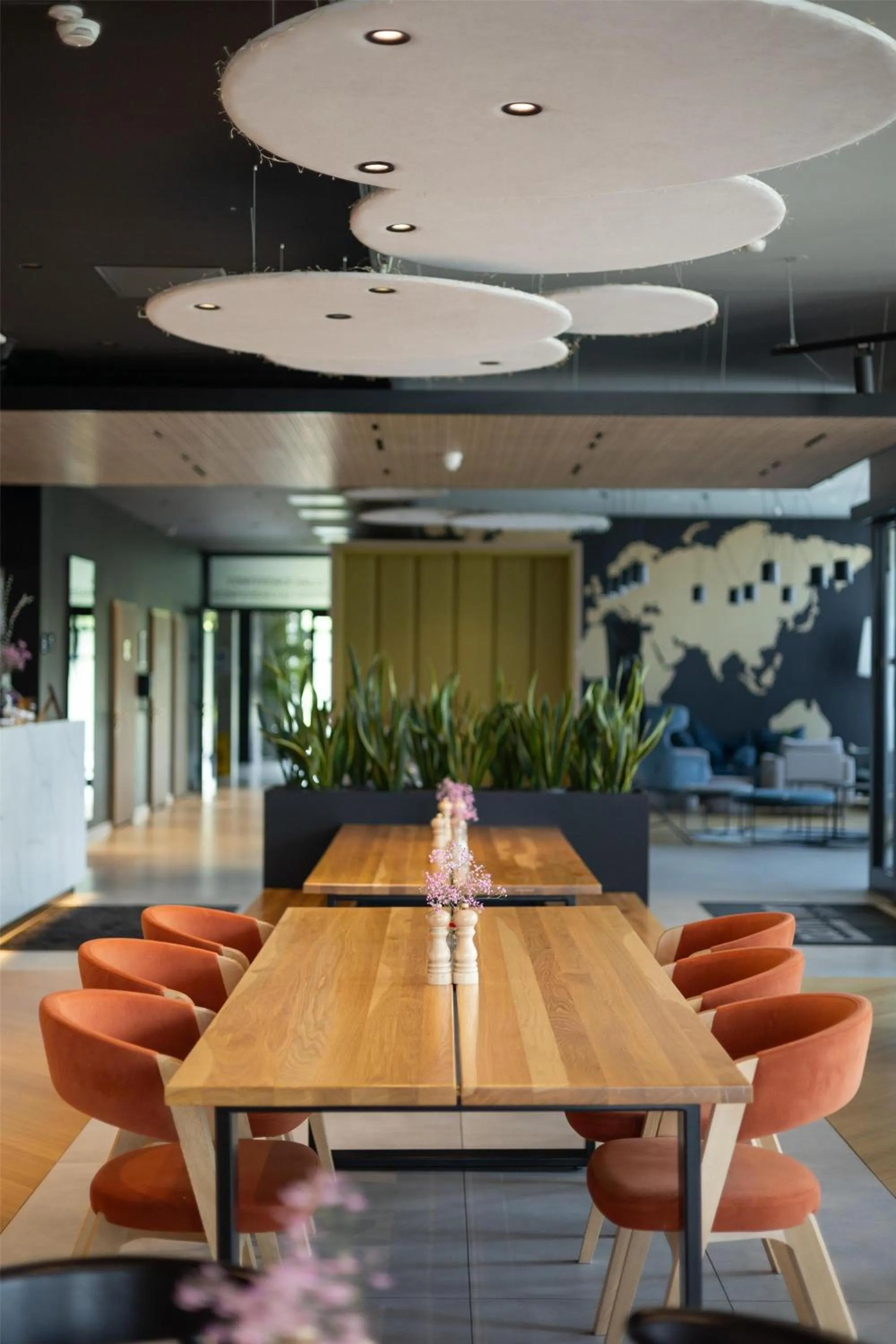 Restaurant/places to eat in Park Inn by Radisson Vilnius Airport Hotel & Conference Centre