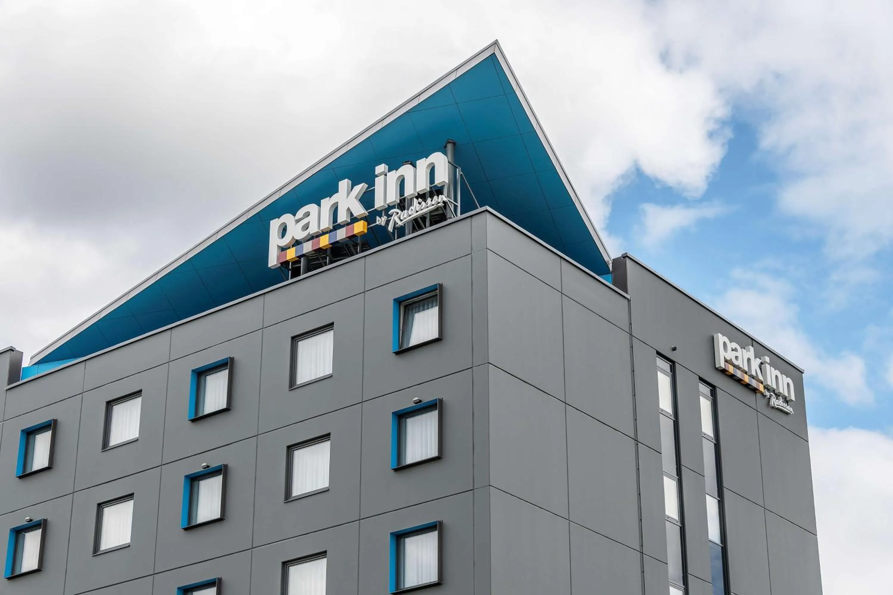 Property building in Park Inn by Radisson Vilnius Airport Hotel & Conference Centre