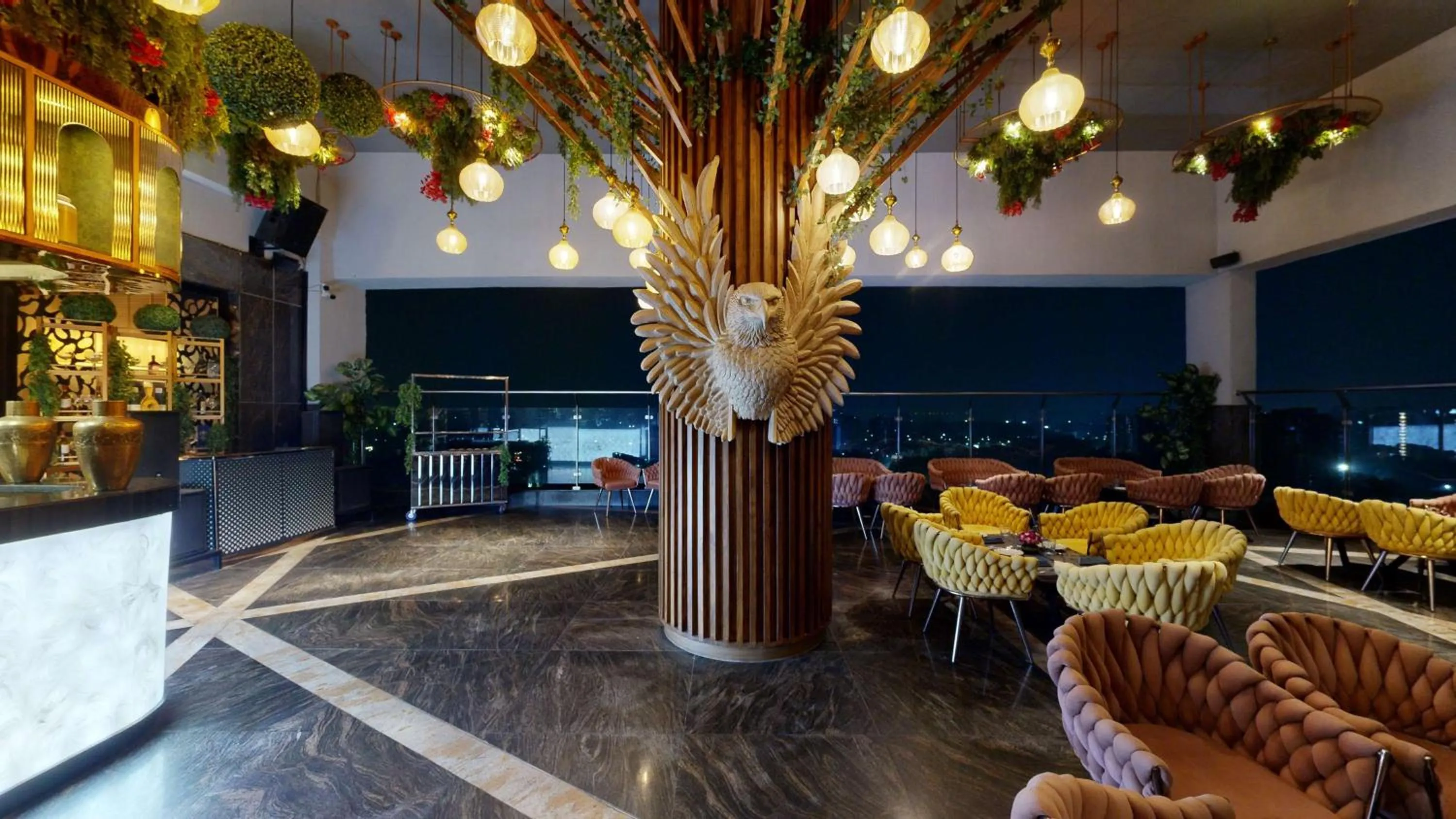 Restaurant/places to eat in Radisson Blu Towers Kaushambi Delhi NCR