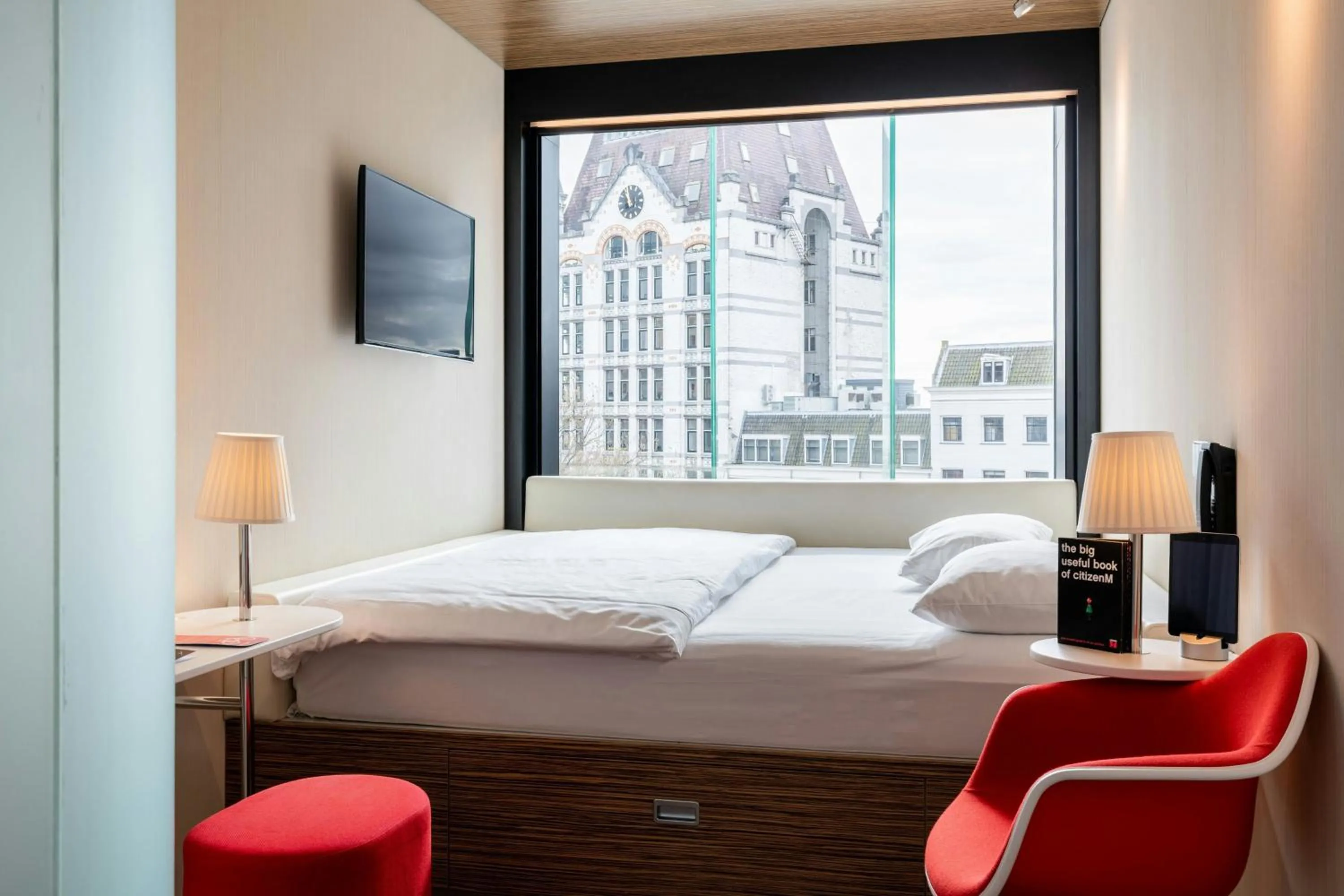 Bedroom, Bed in citizenM Rotterdam