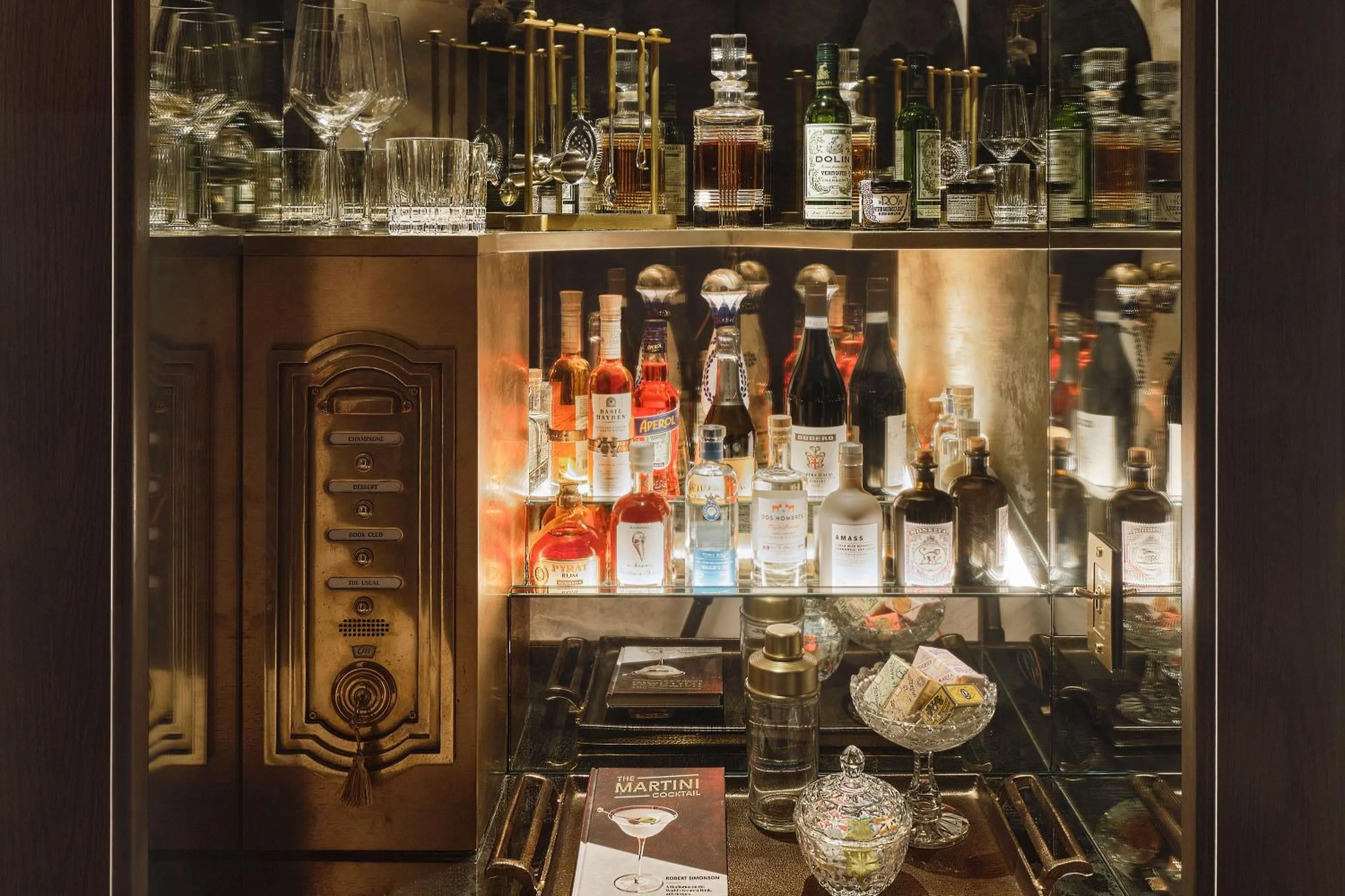 oven in The Georgian Hotel