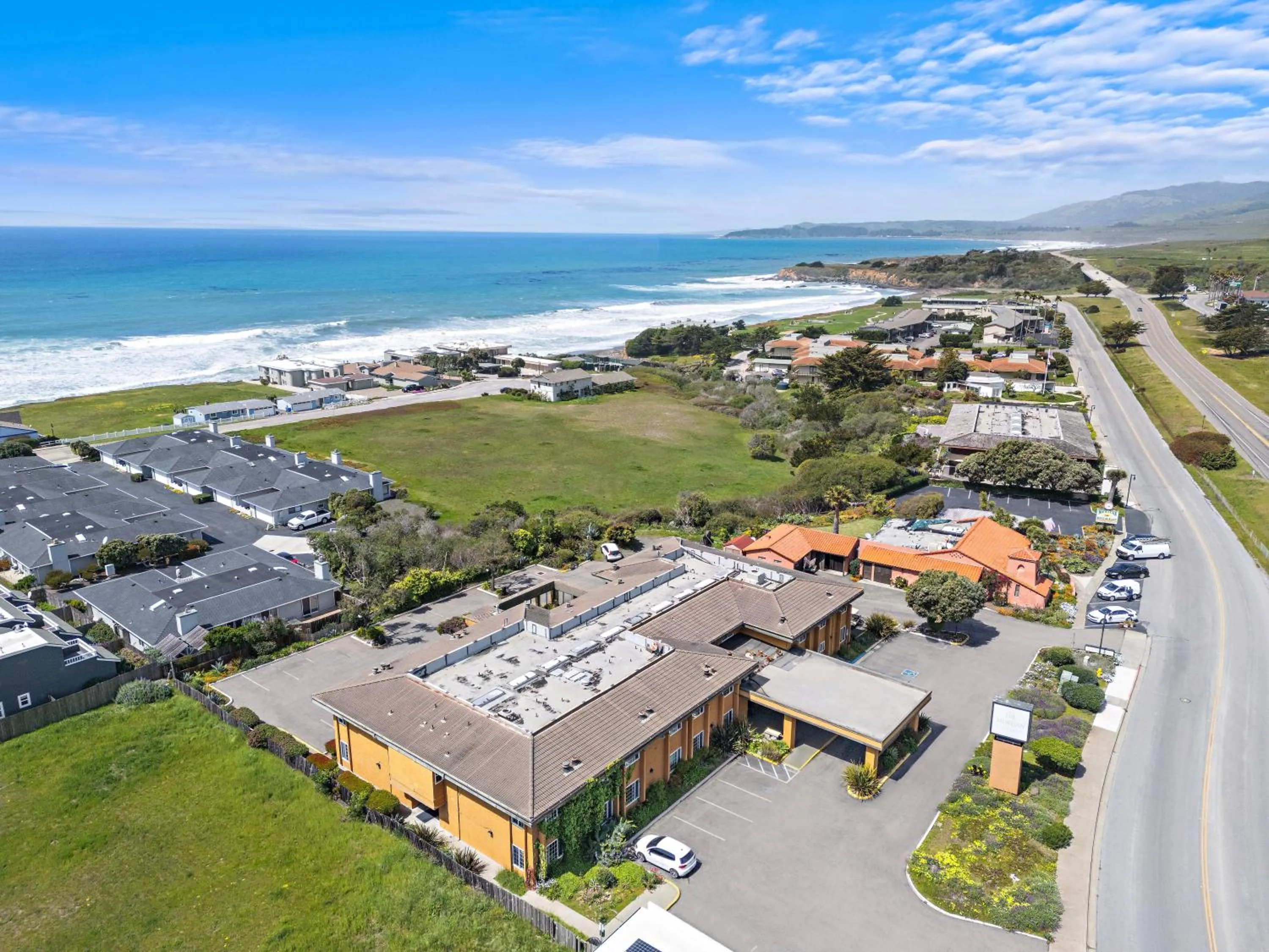 Property building in The Morgan San Simeon - Cambria by Hearst Castle