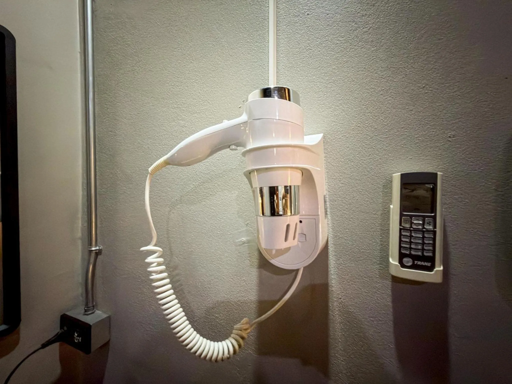 hair dryier in Hotel Ordinary Bangkok