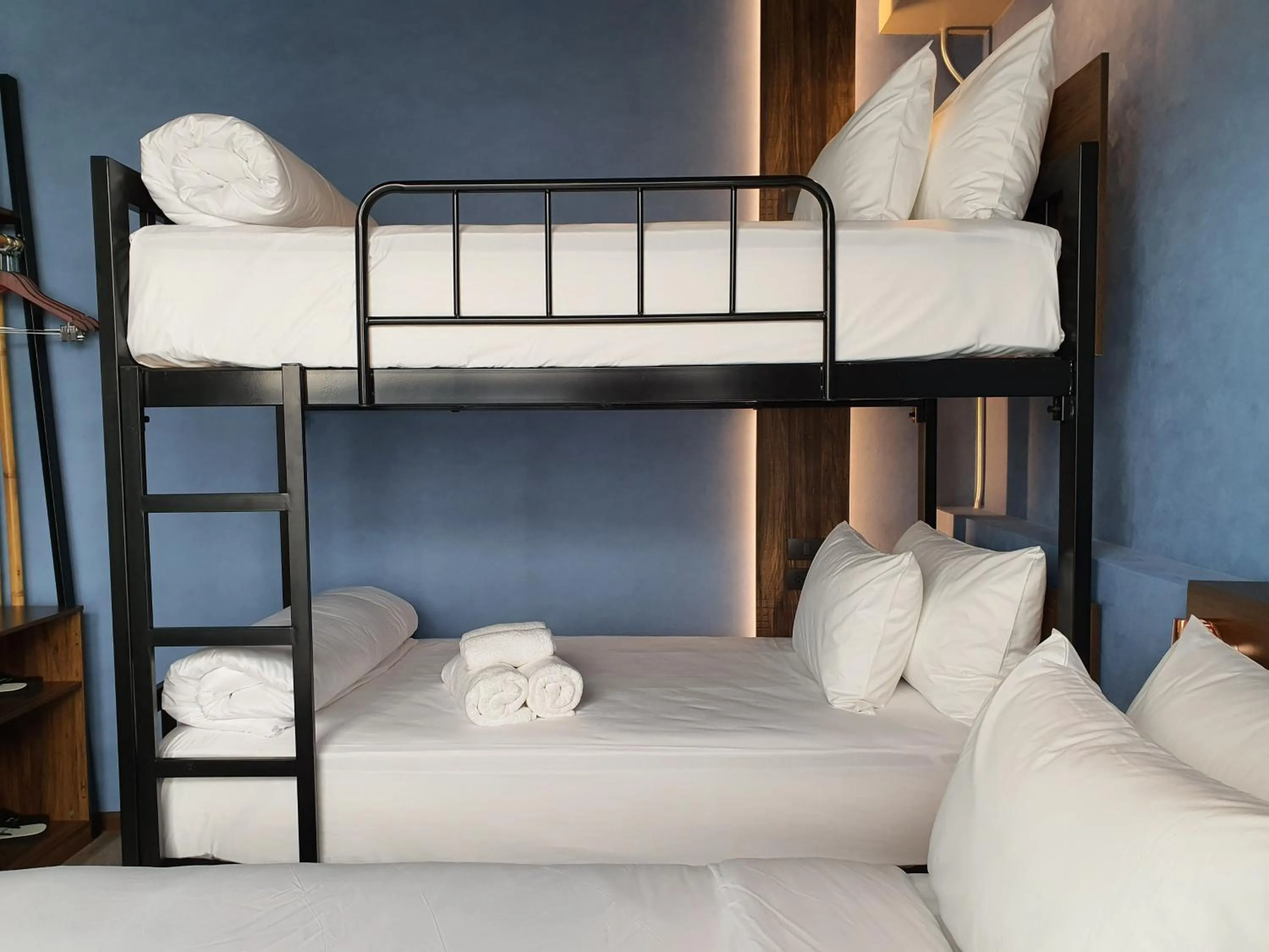 bunk bed, Bed in Hotel Ordinary Bangkok
