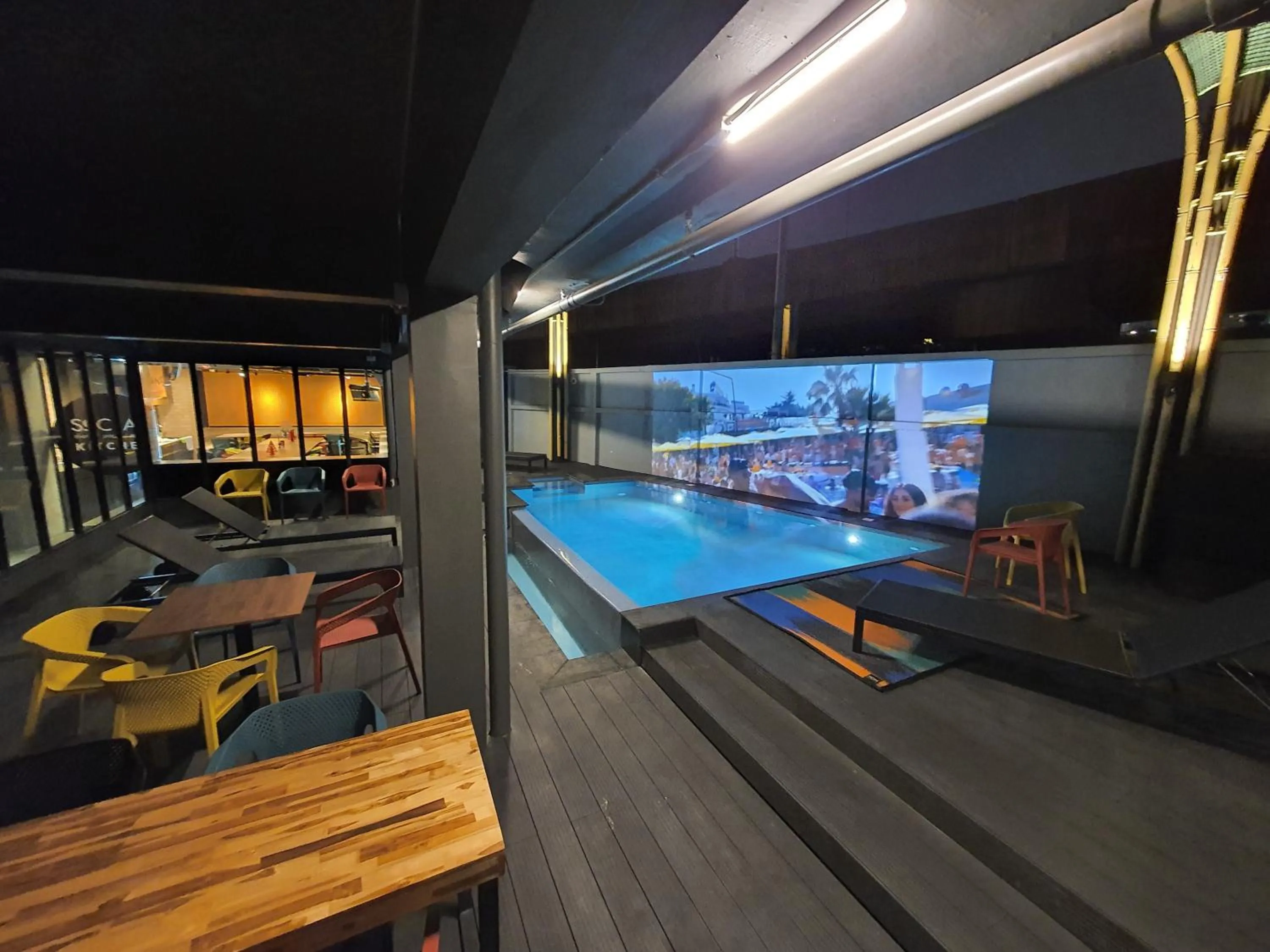 Pool view in Hotel Ordinary Bangkok