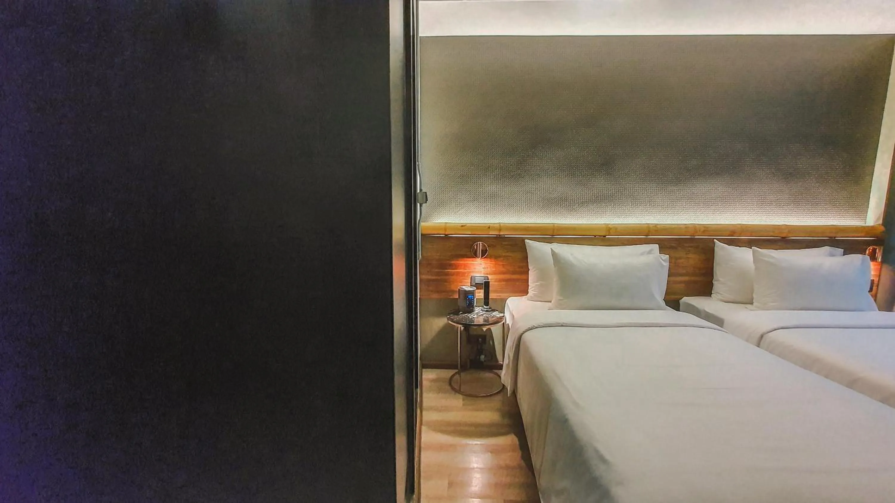 Bed in Hotel Ordinary Bangkok