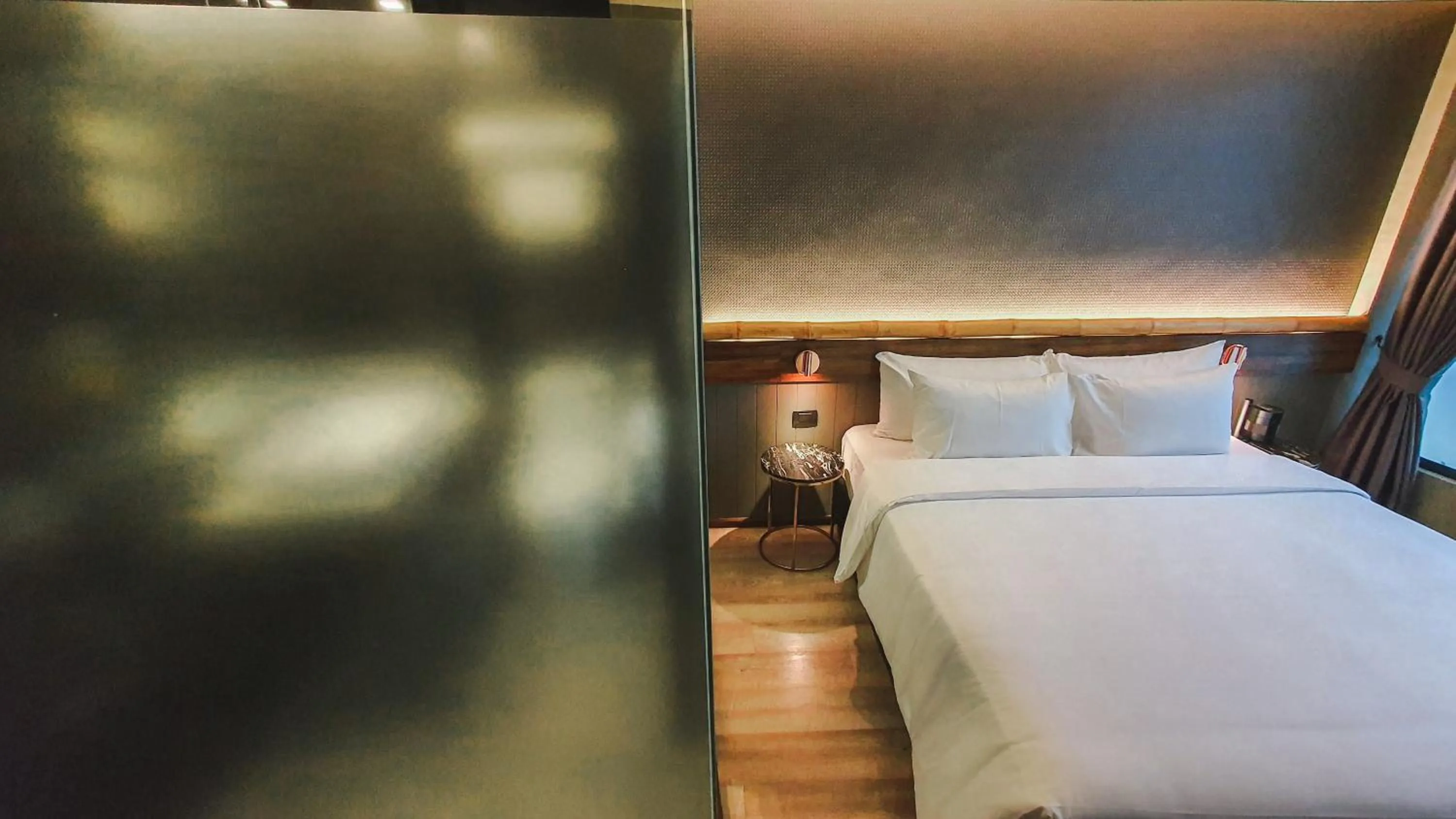 Bed in Hotel Ordinary Bangkok