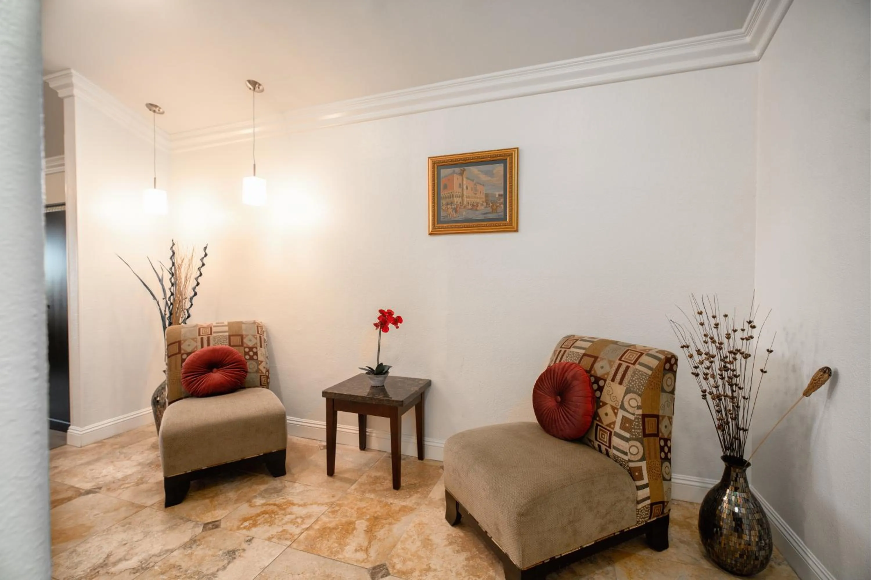 Seating area in Kronborg Inn