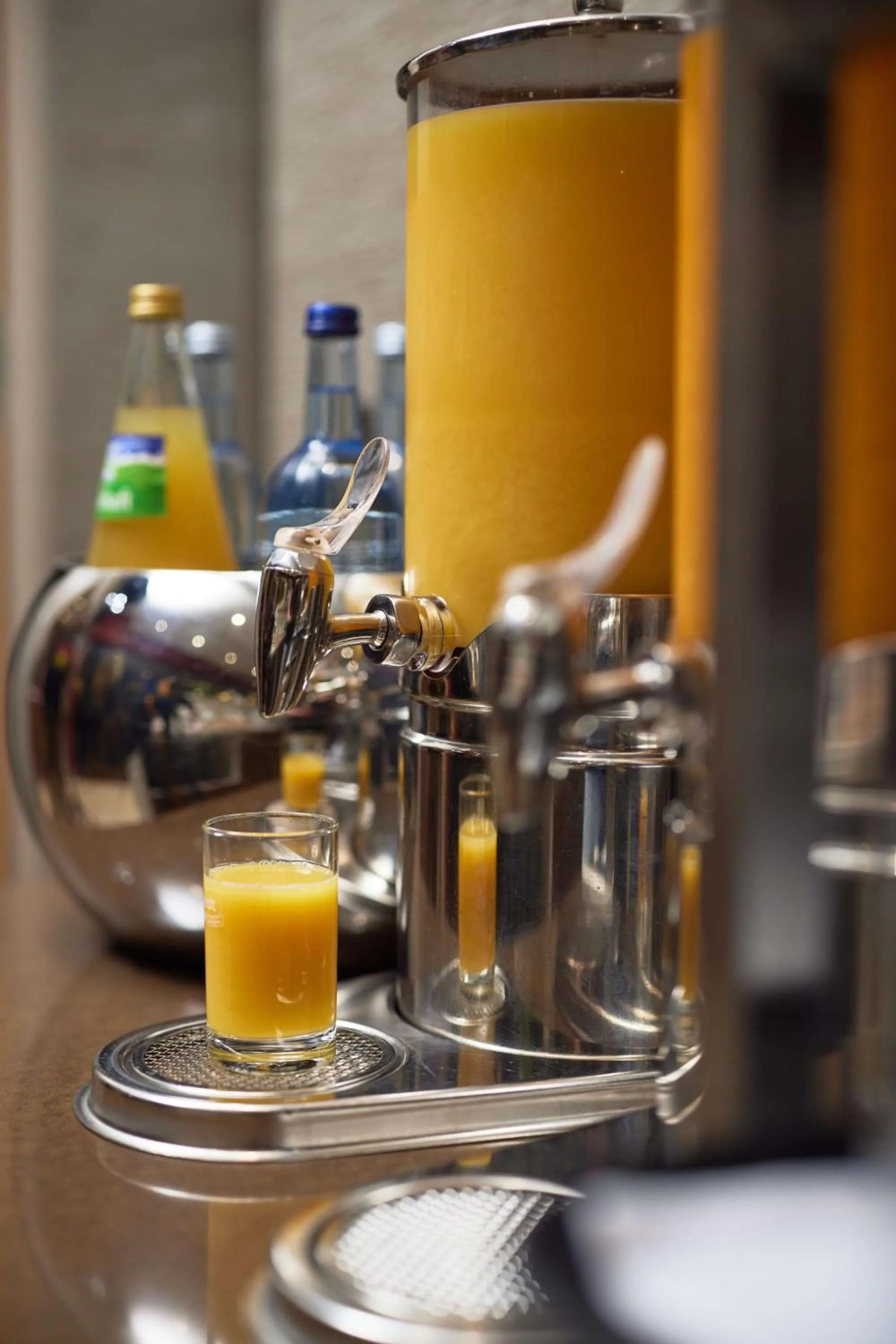 Breakfast in bigBOX ALLGAEU Hotel