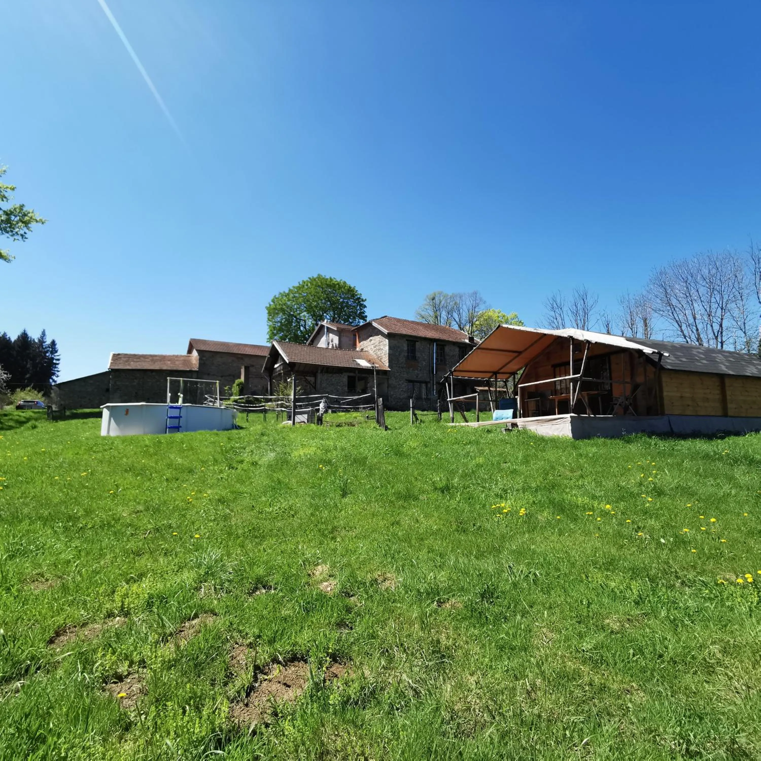 Garden in Auberge du Précontent