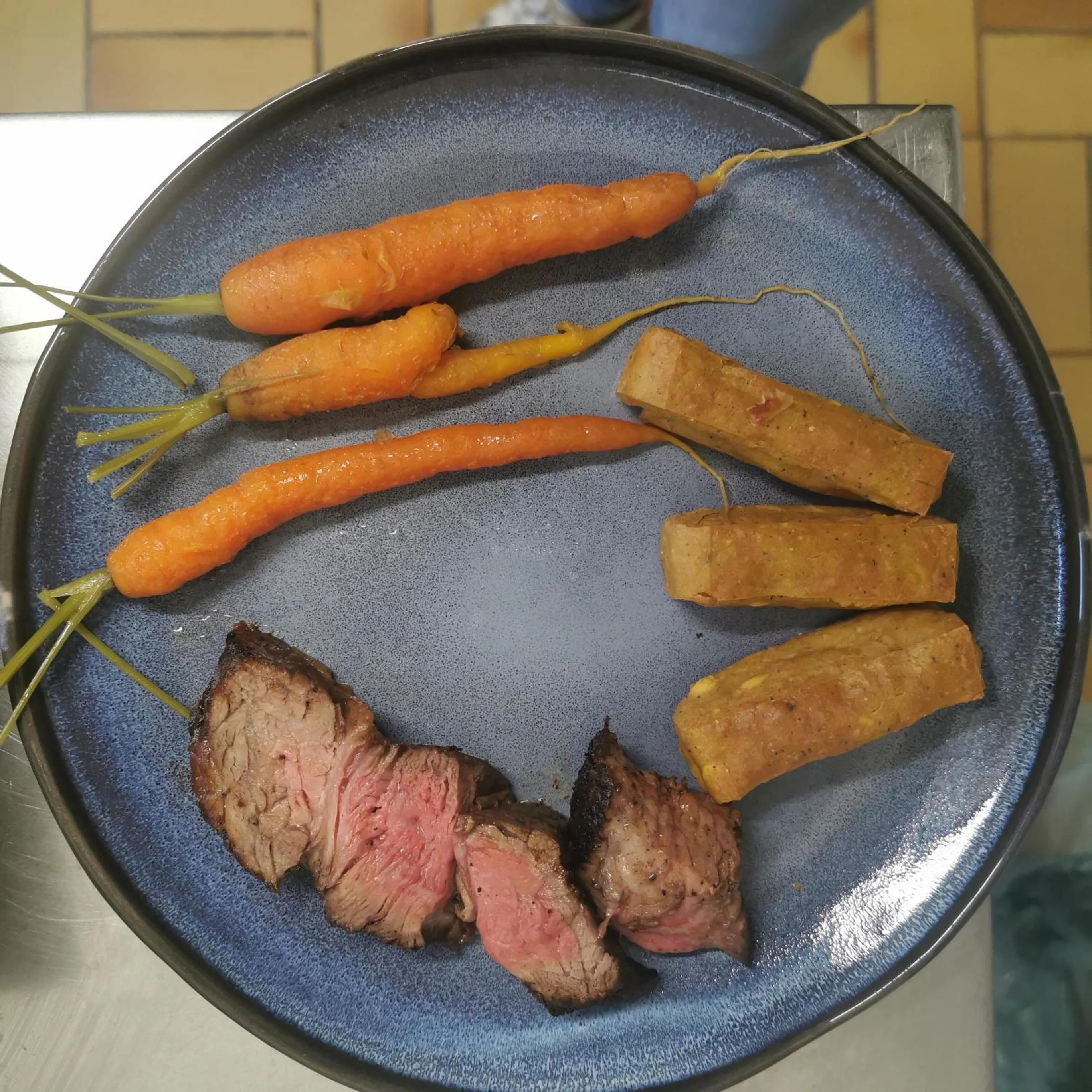 Restaurant/places to eat in Auberge du Précontent