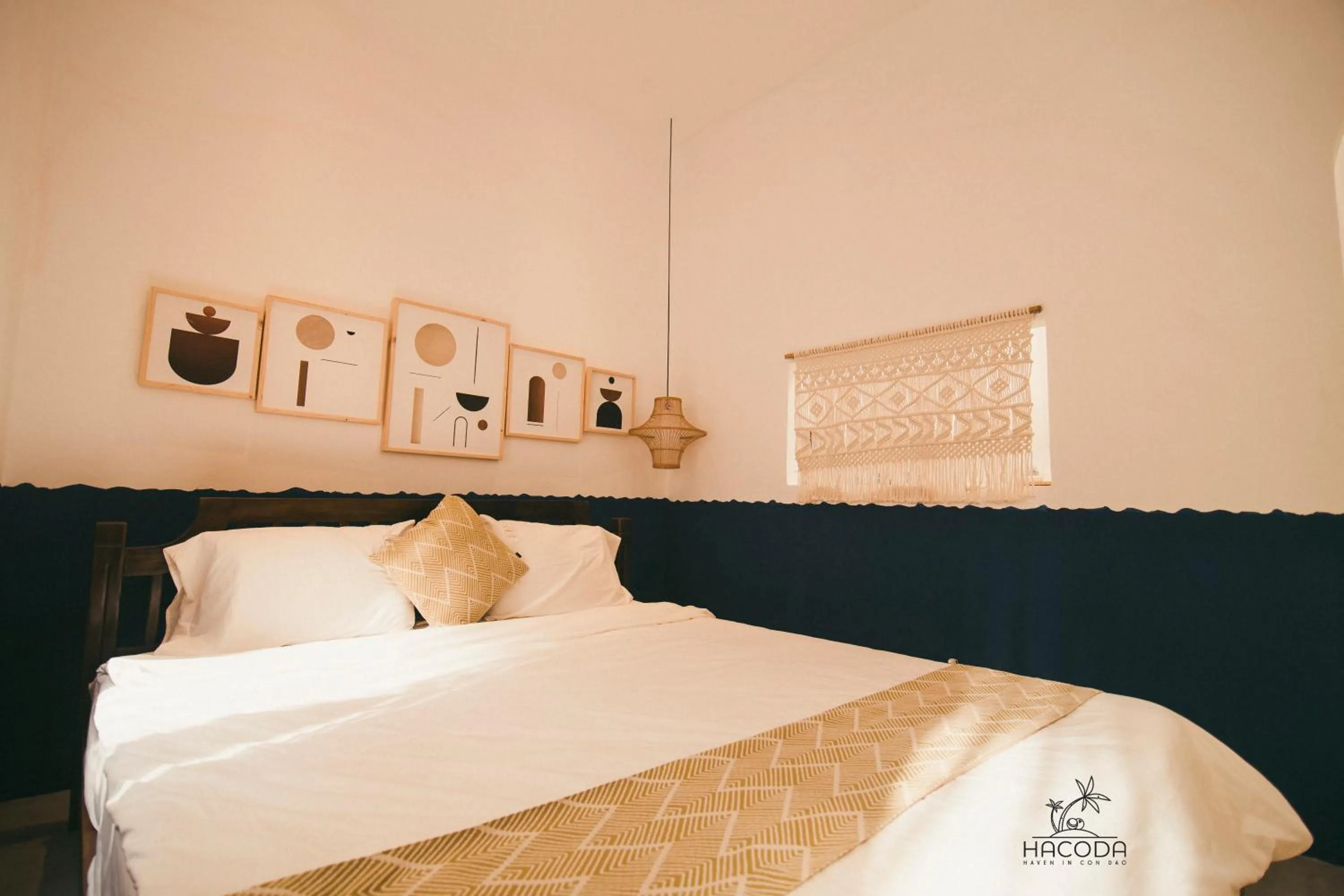 Bed in Hacoda Homestay