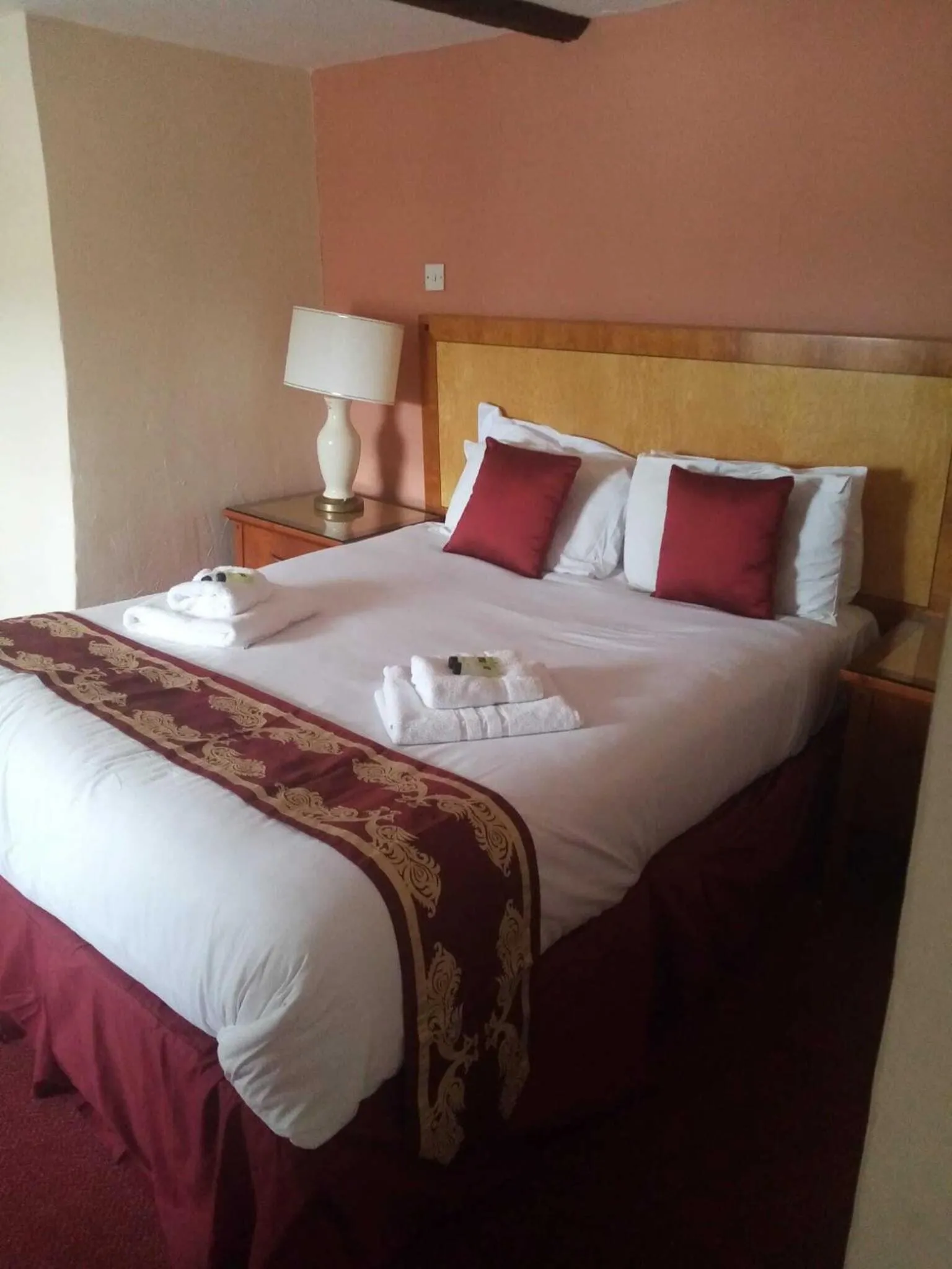 Bedroom in The Rose And Crown Hotel