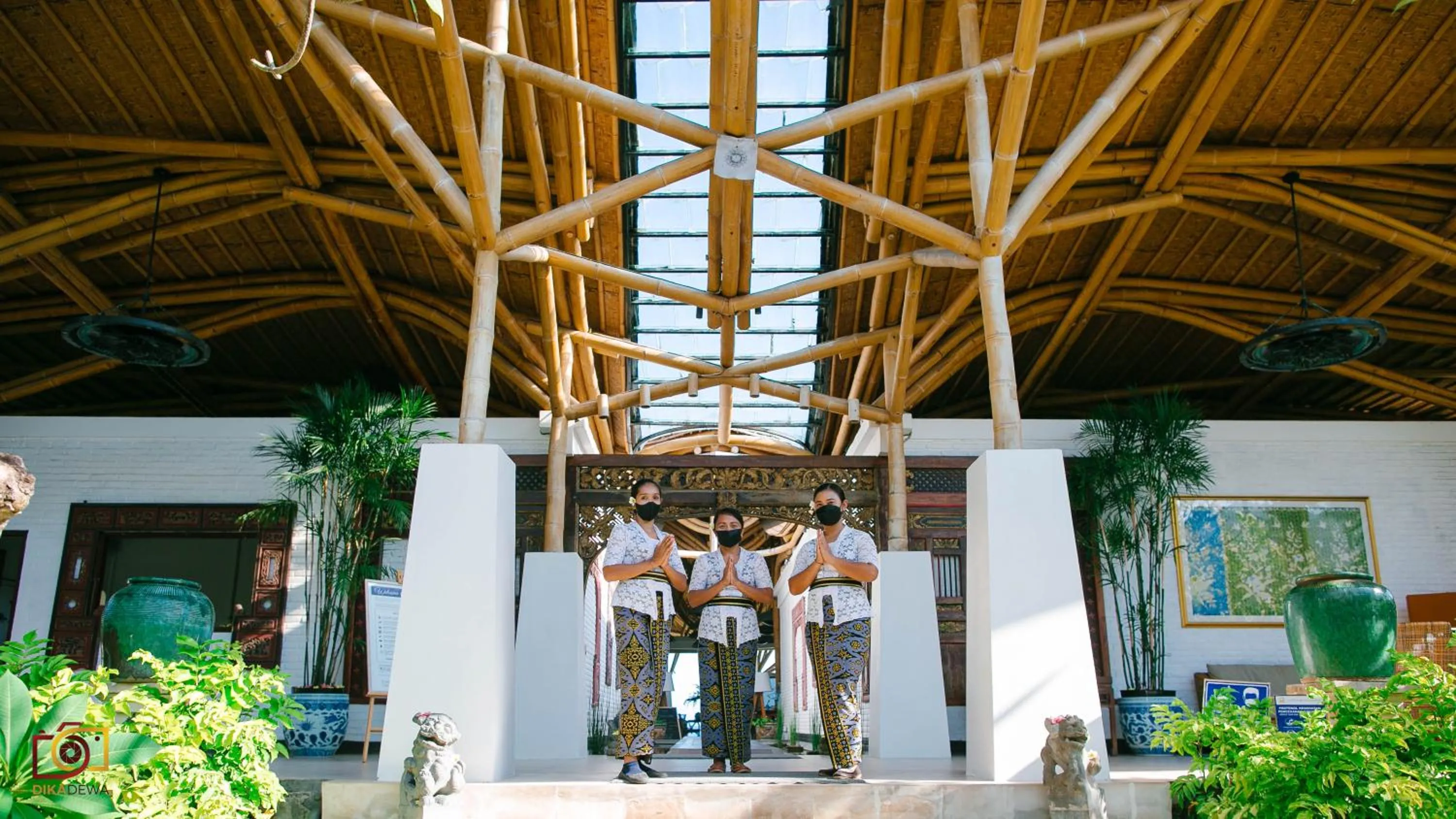 Facade/entrance in Lotus Bungalows