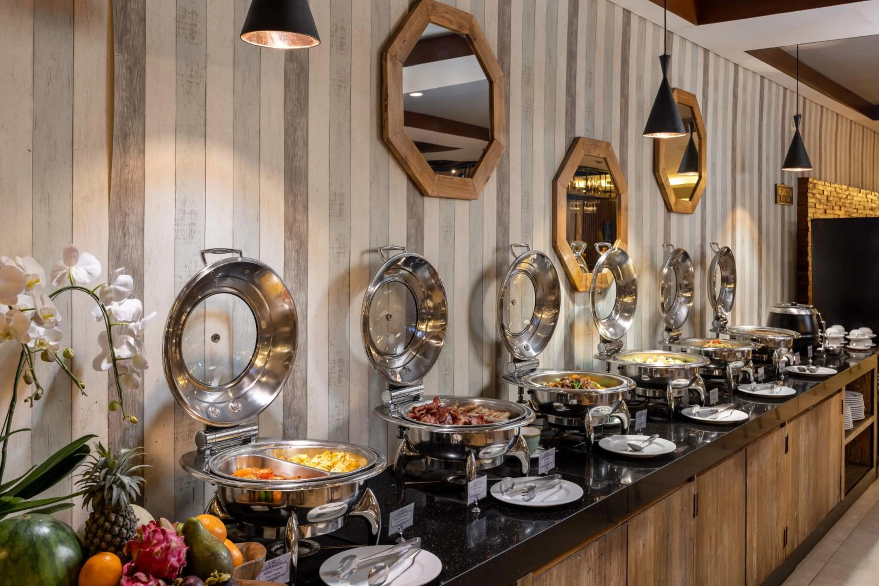 Restaurant/places to eat in Taksu Sanur Hotel