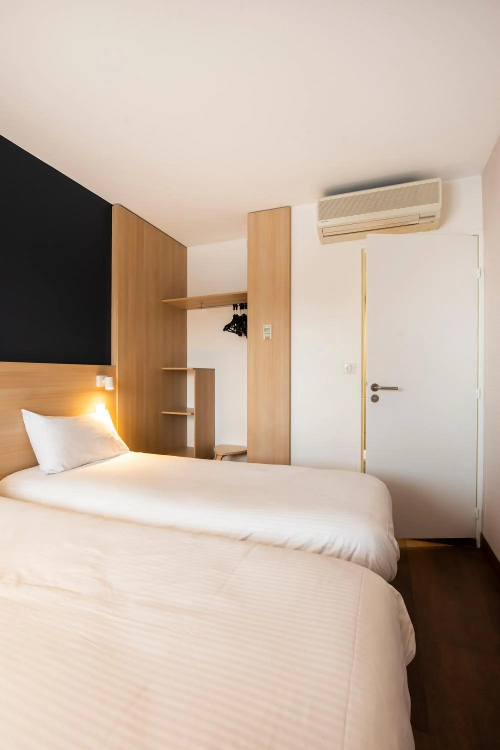 Bedroom, Bed in The Originals Access Hôtel Bordeaux Aéroport