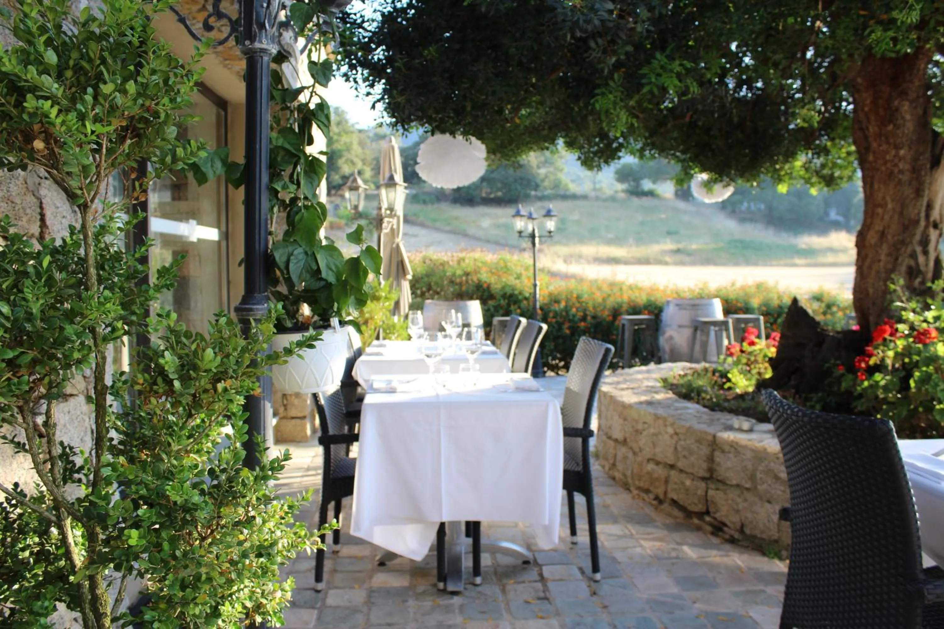 Garden in Hotel & Restaurant Les Bergeries d'Alata