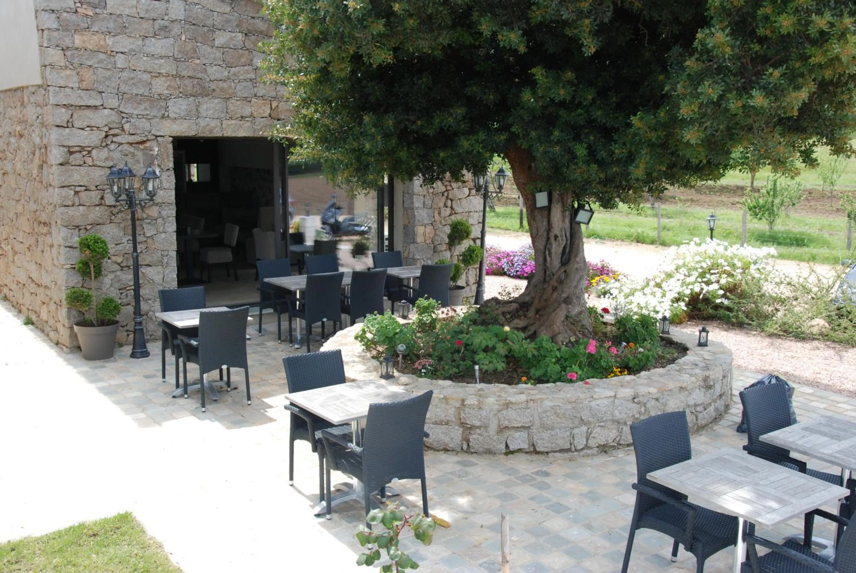 Day in Hotel & Restaurant Les Bergeries d'Alata