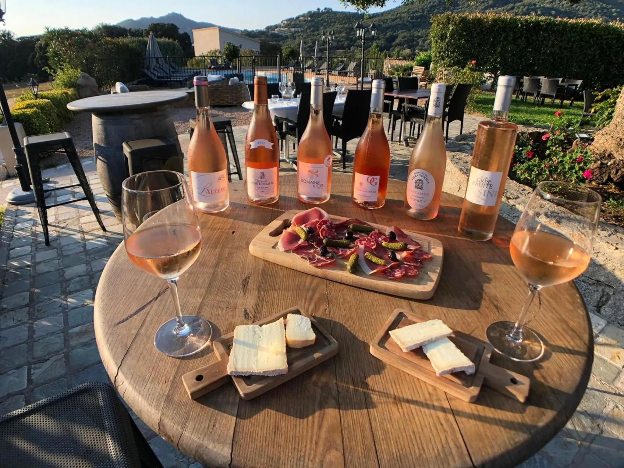 Food and drinks in Hotel & Restaurant Les Bergeries d'Alata