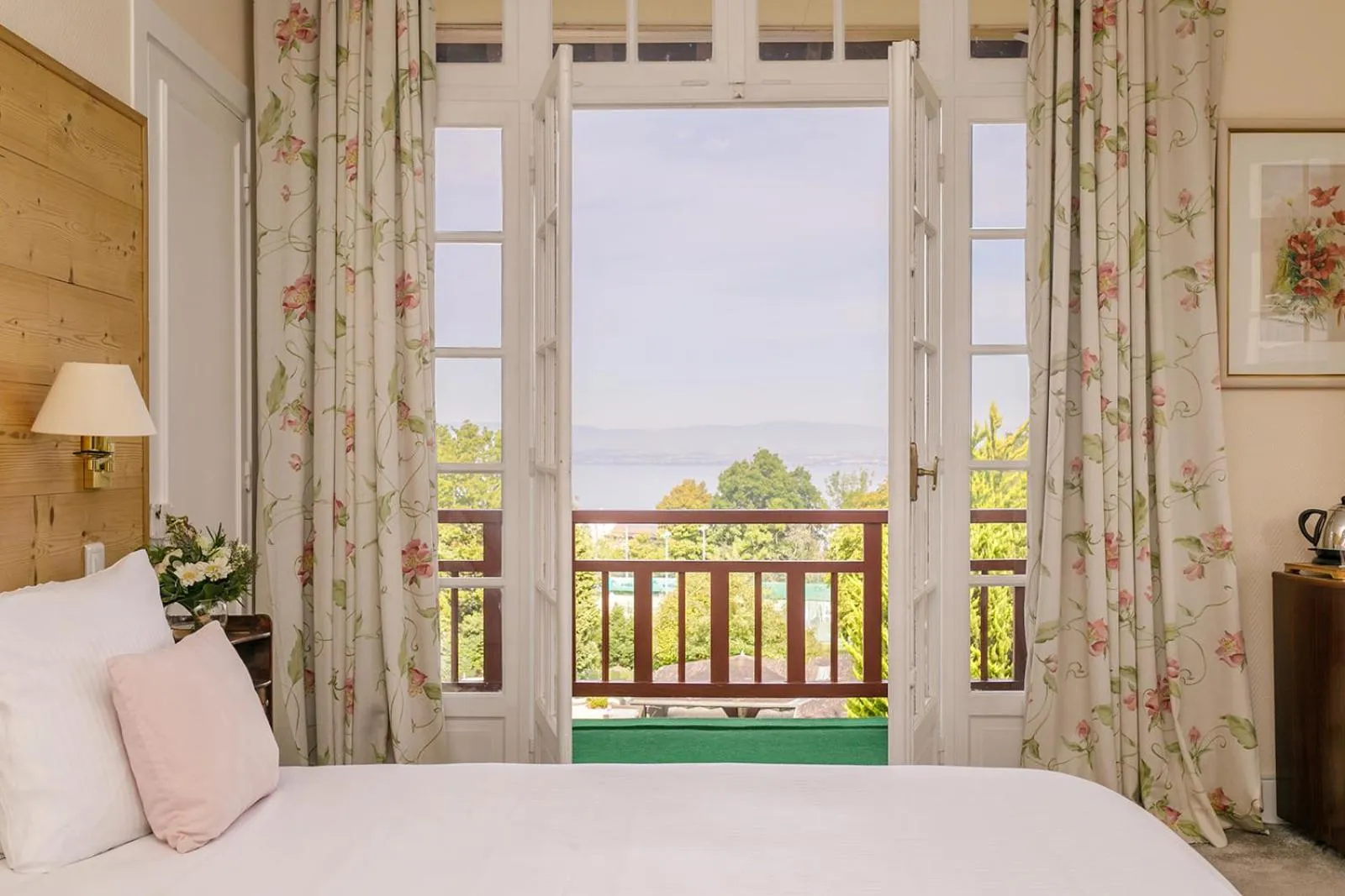 Bedroom, Bed in La Verniaz et ses Chalets