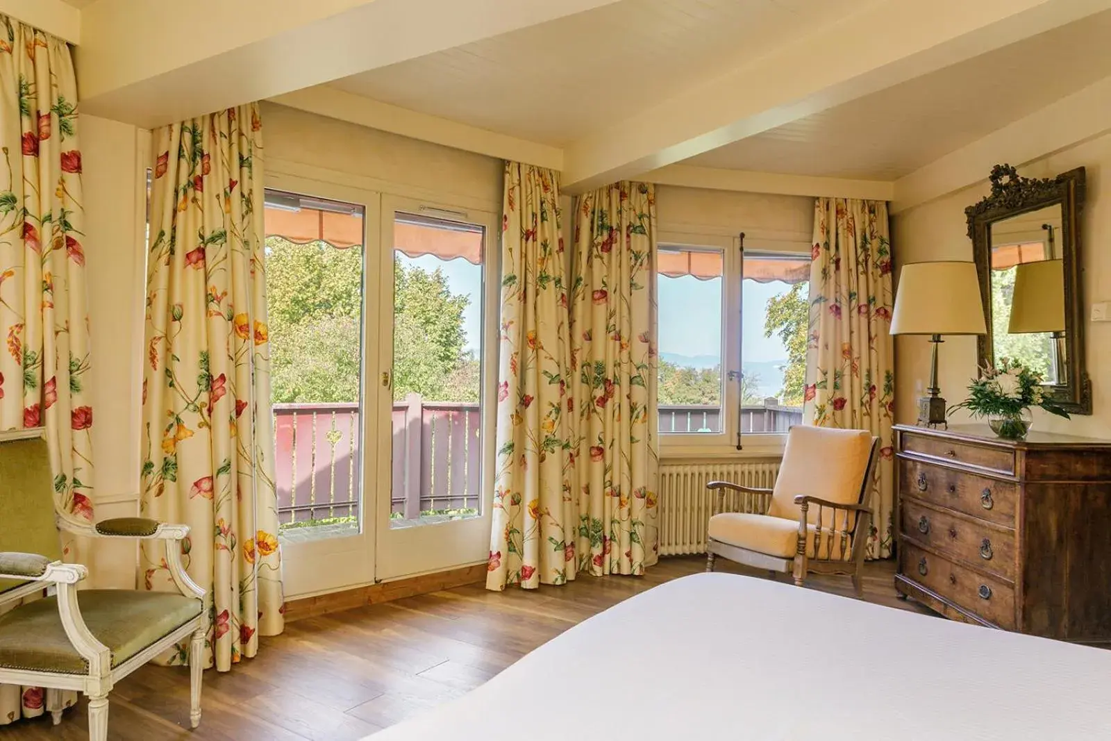 Two-Bedroom Apartment (4 Adults) in La Verniaz et ses Chalets Two-Bedroom Apartment (4 Adults) in La Verniaz et ses Chalets