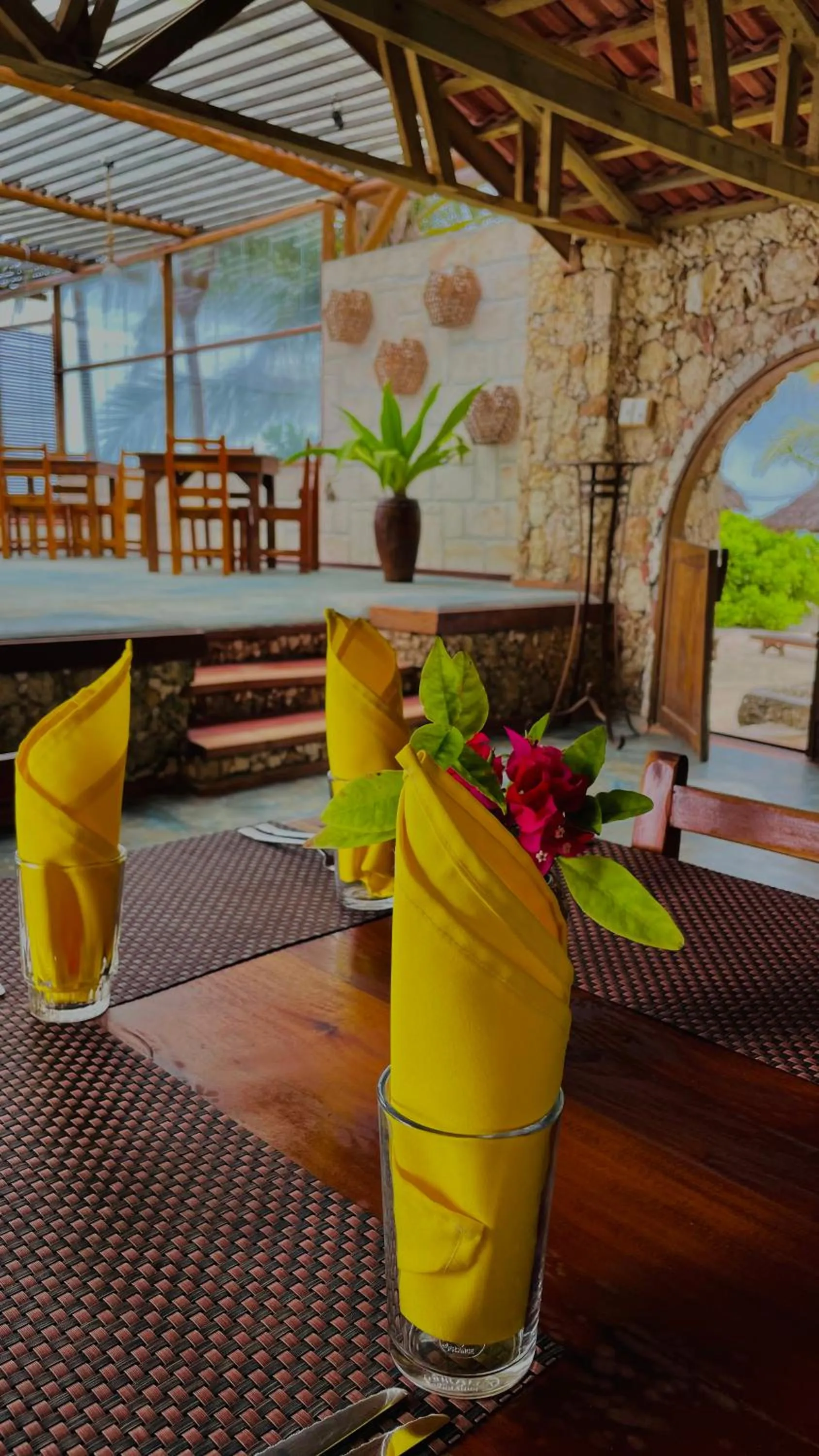 Drinks in Samaki Lodge & Spa