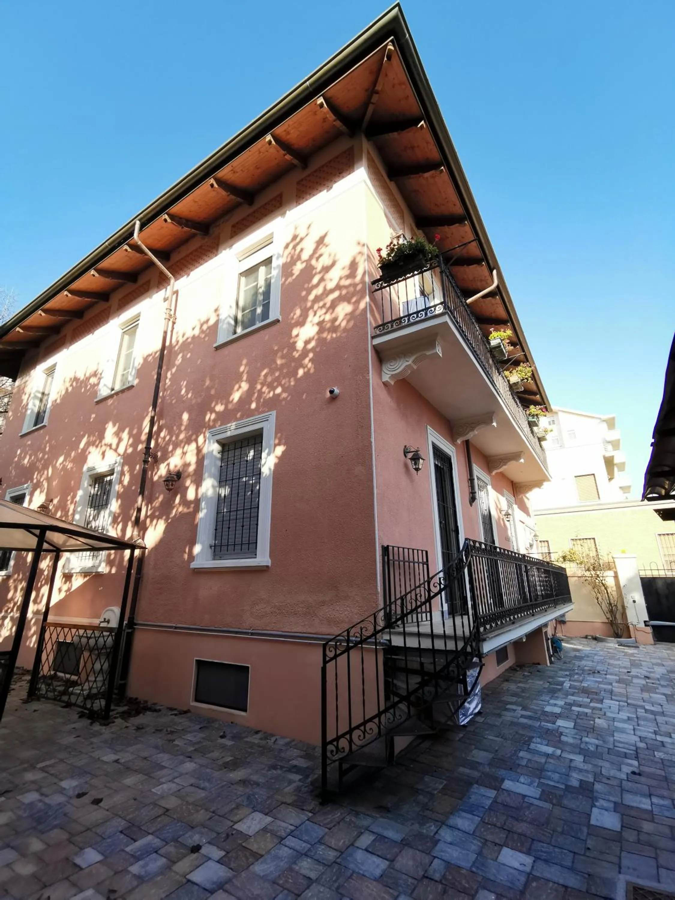 Property building in B&B Ad Quintum Torino
