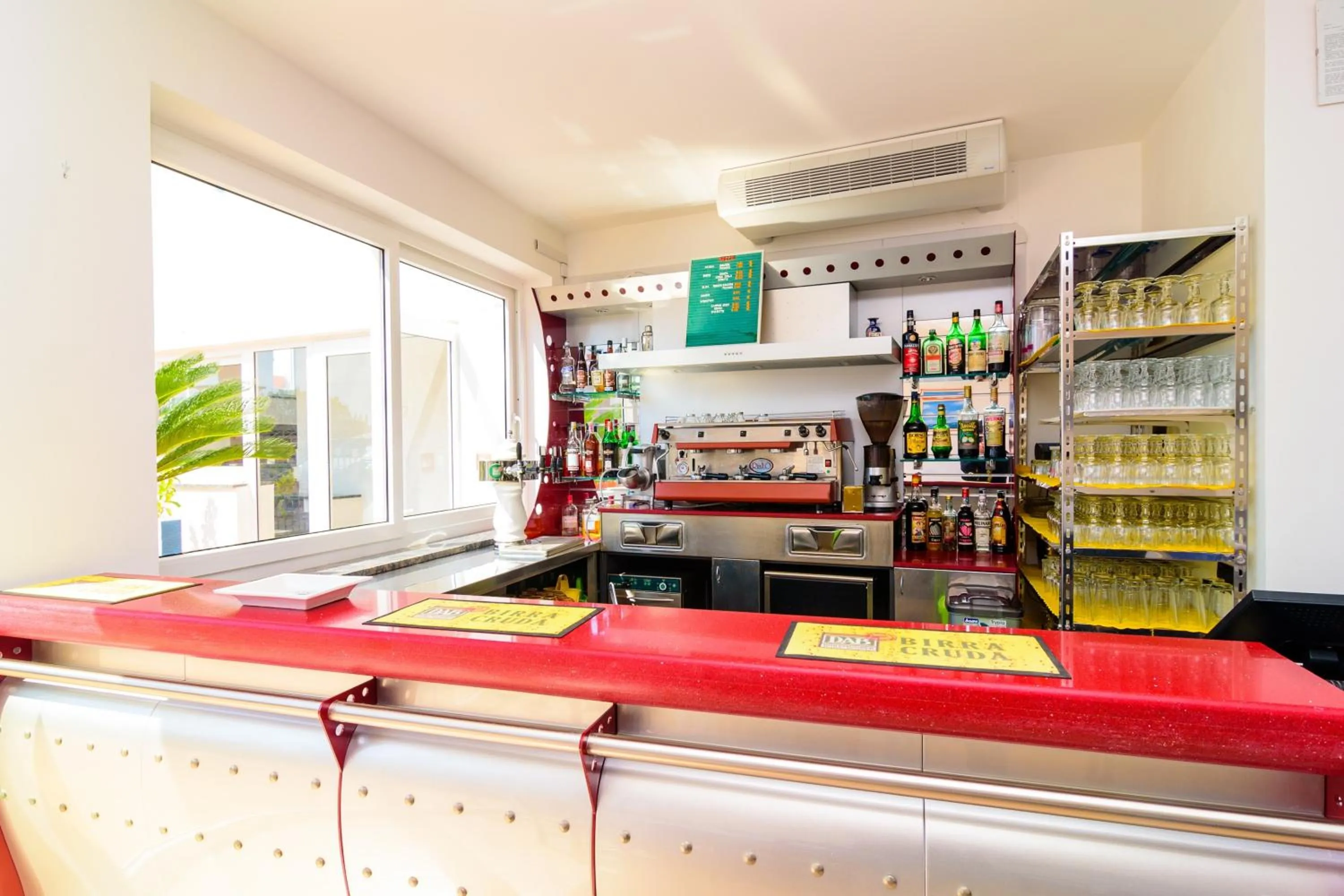 Communal lounge/ TV room in Hotel Villa Fumerie