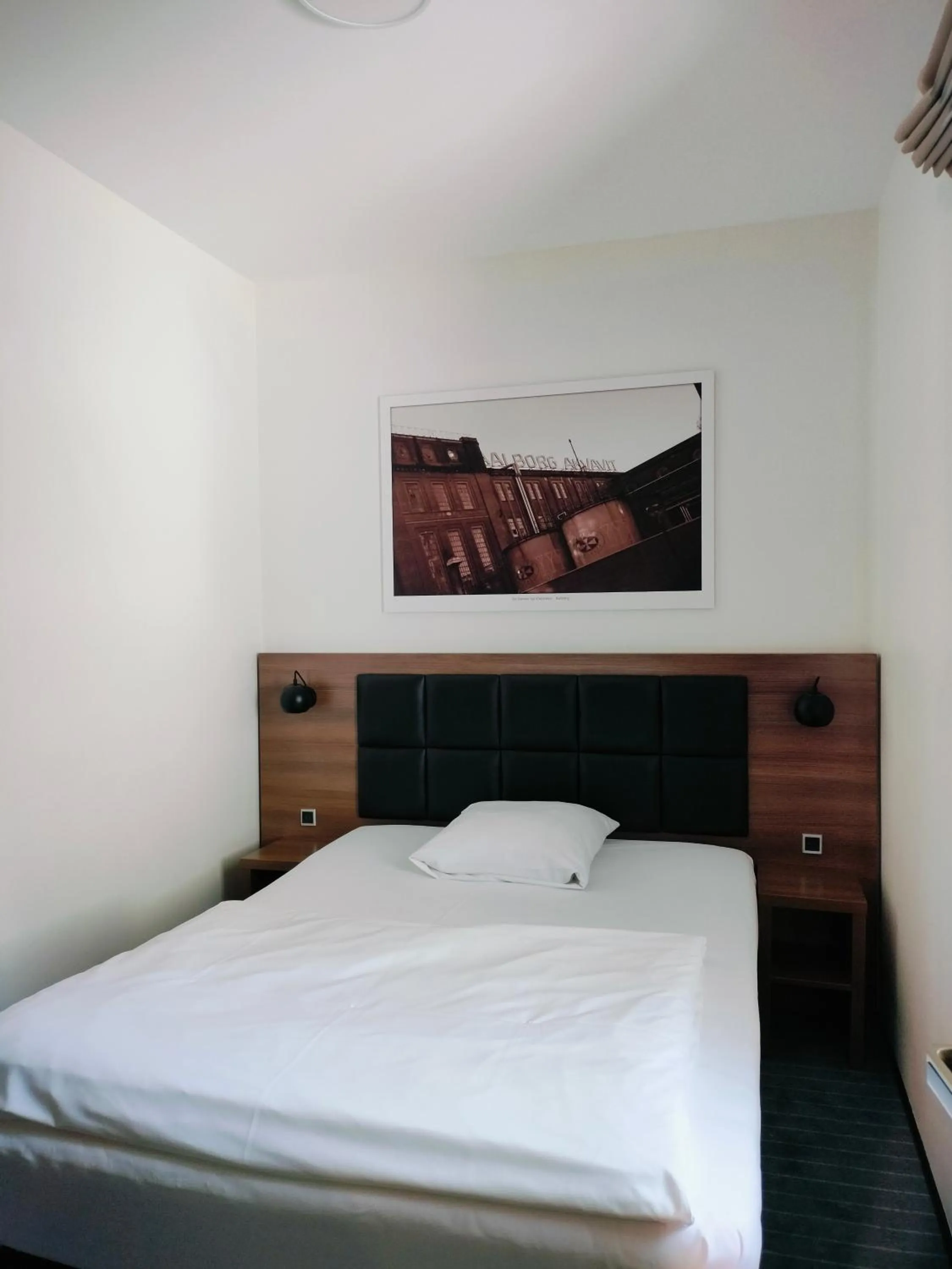 Bed in Dancenter Hotel Jomfru Ane