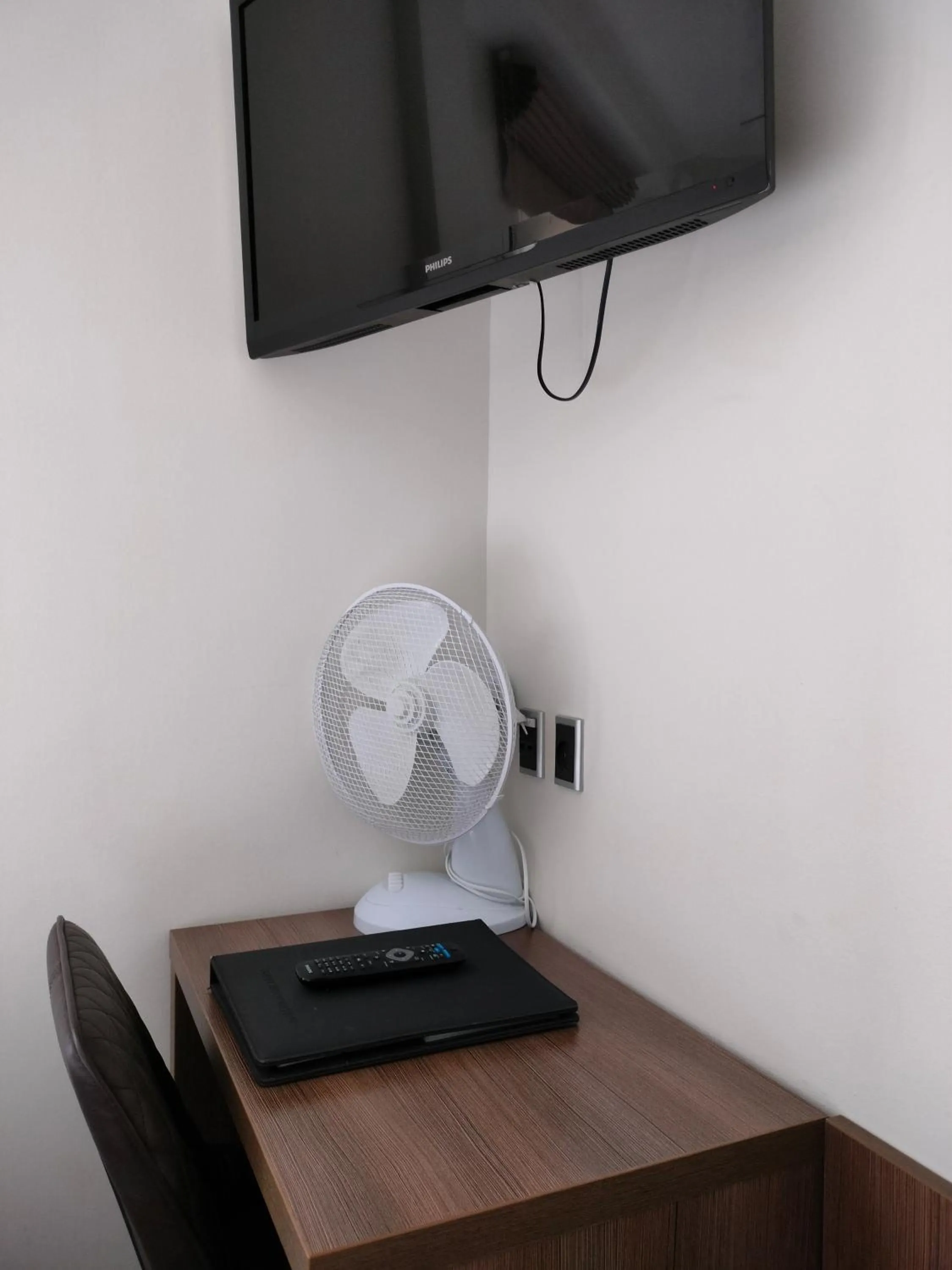 TV and multimedia in Dancenter Hotel Jomfru Ane