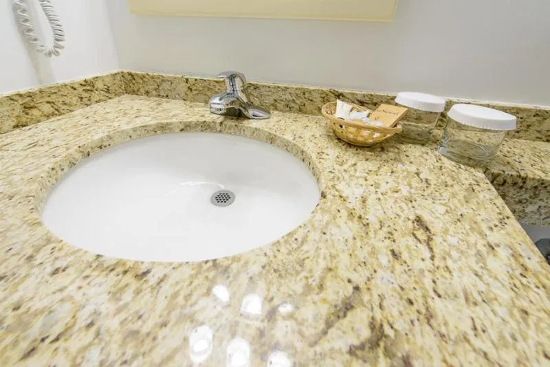 Norwalk Inn & Conference Center