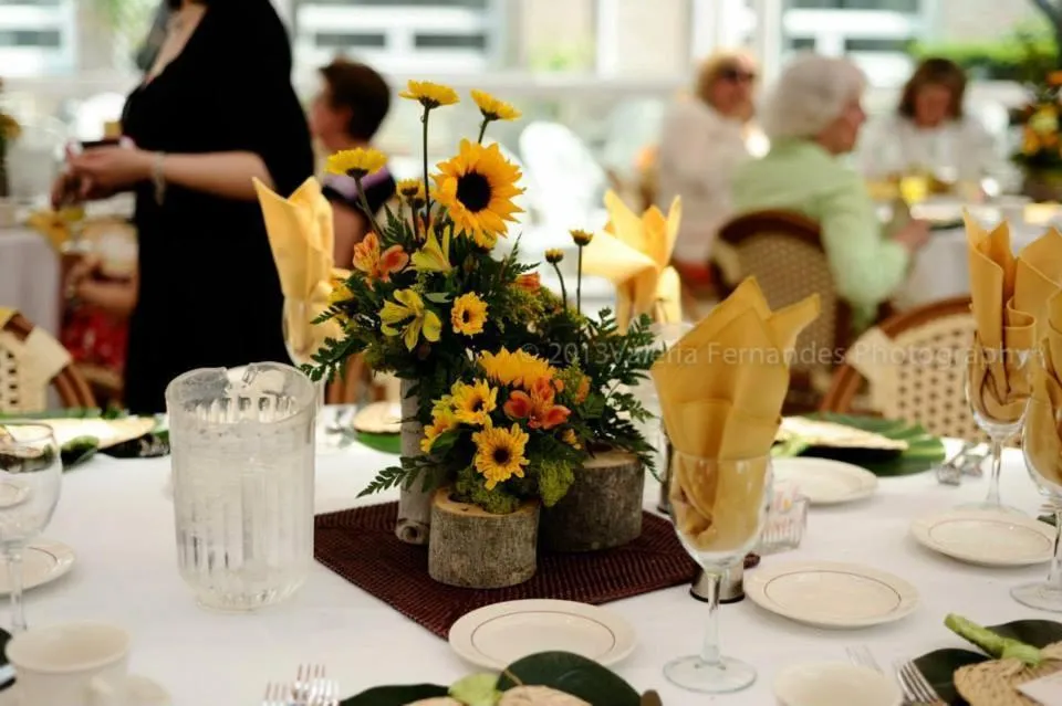 Restaurant/places to eat in Norwalk Inn & Conference Center