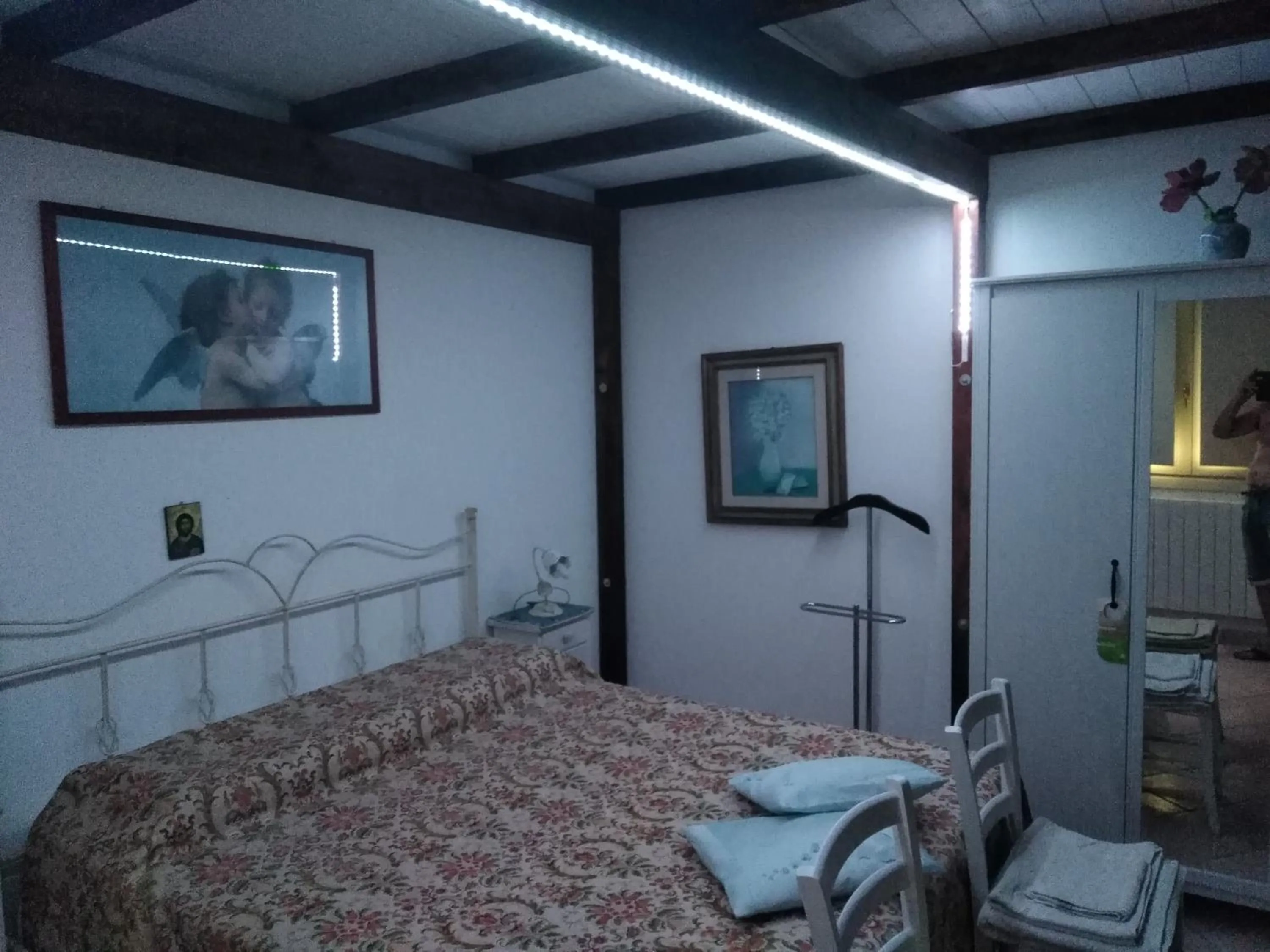 Bed in My House Suite