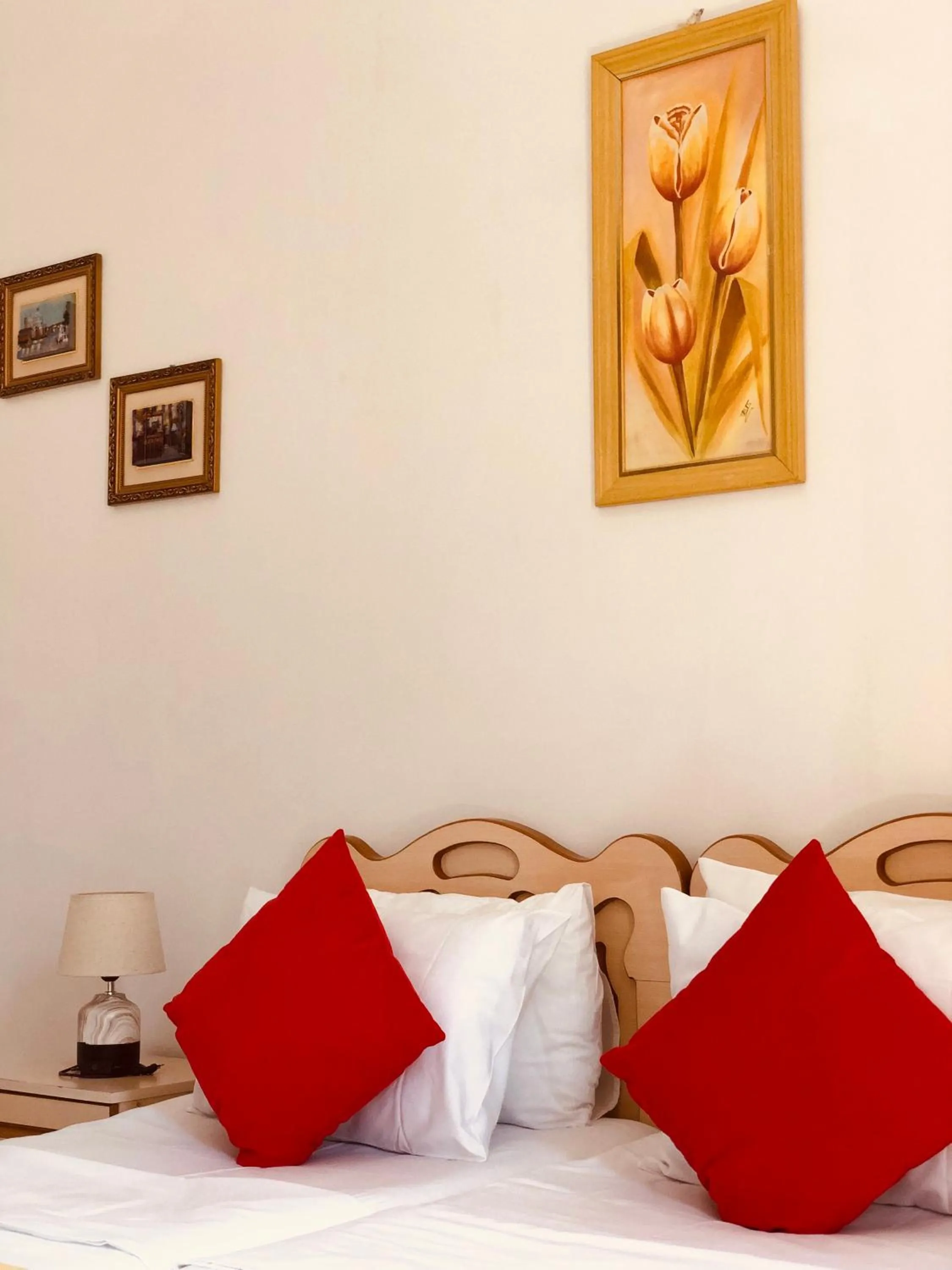 Decorative detail, Bed in Hotel Tamar Mepe