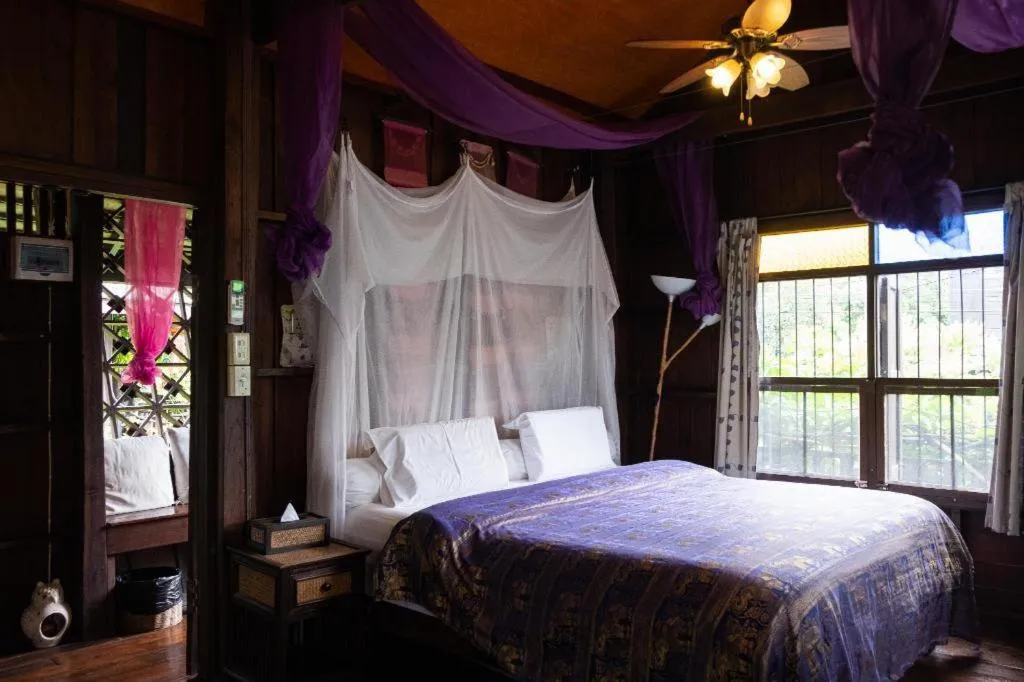 Bed in Chiang Mai Summer Resort