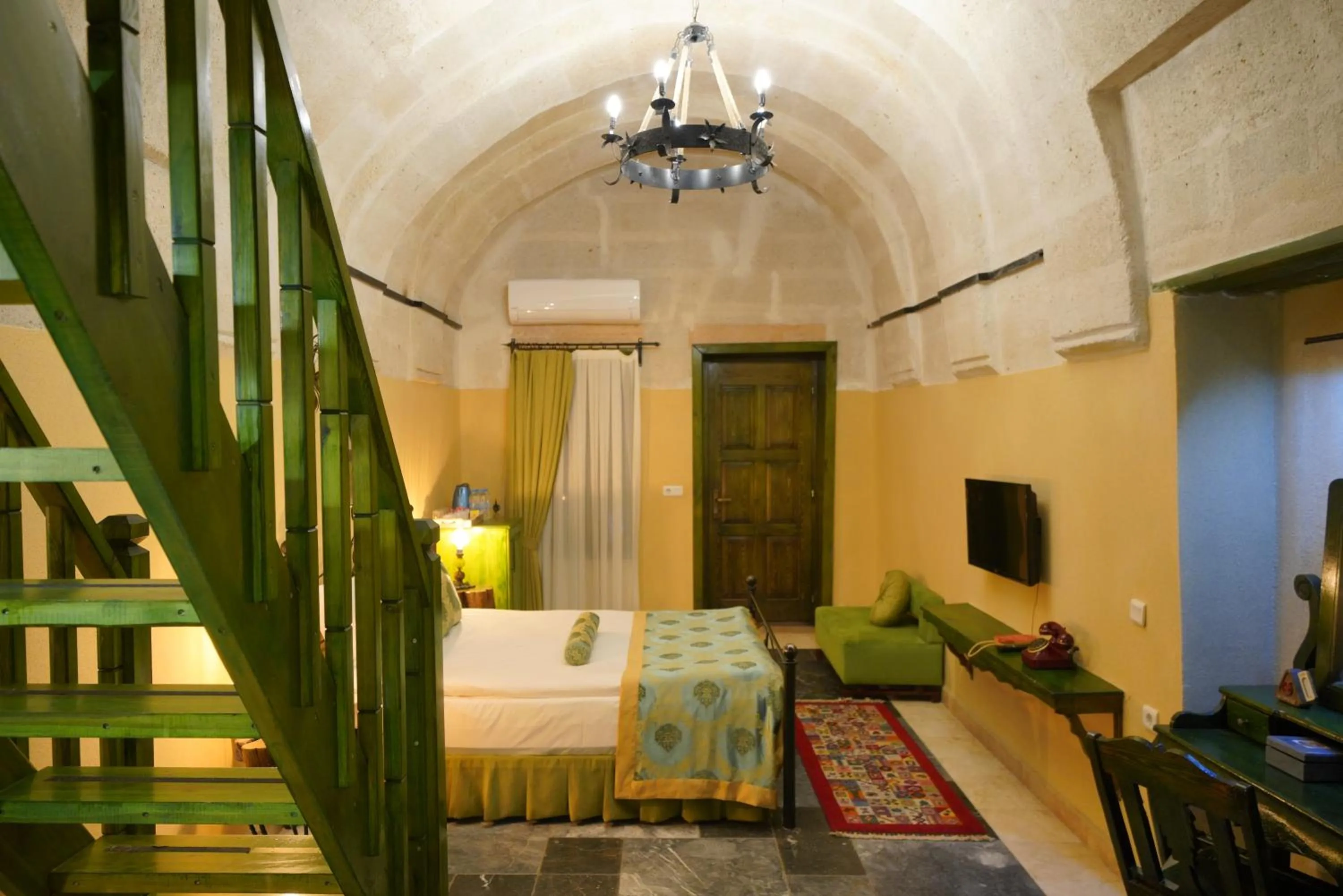 Bedroom, Bed in Mira Cappadocia Hotel