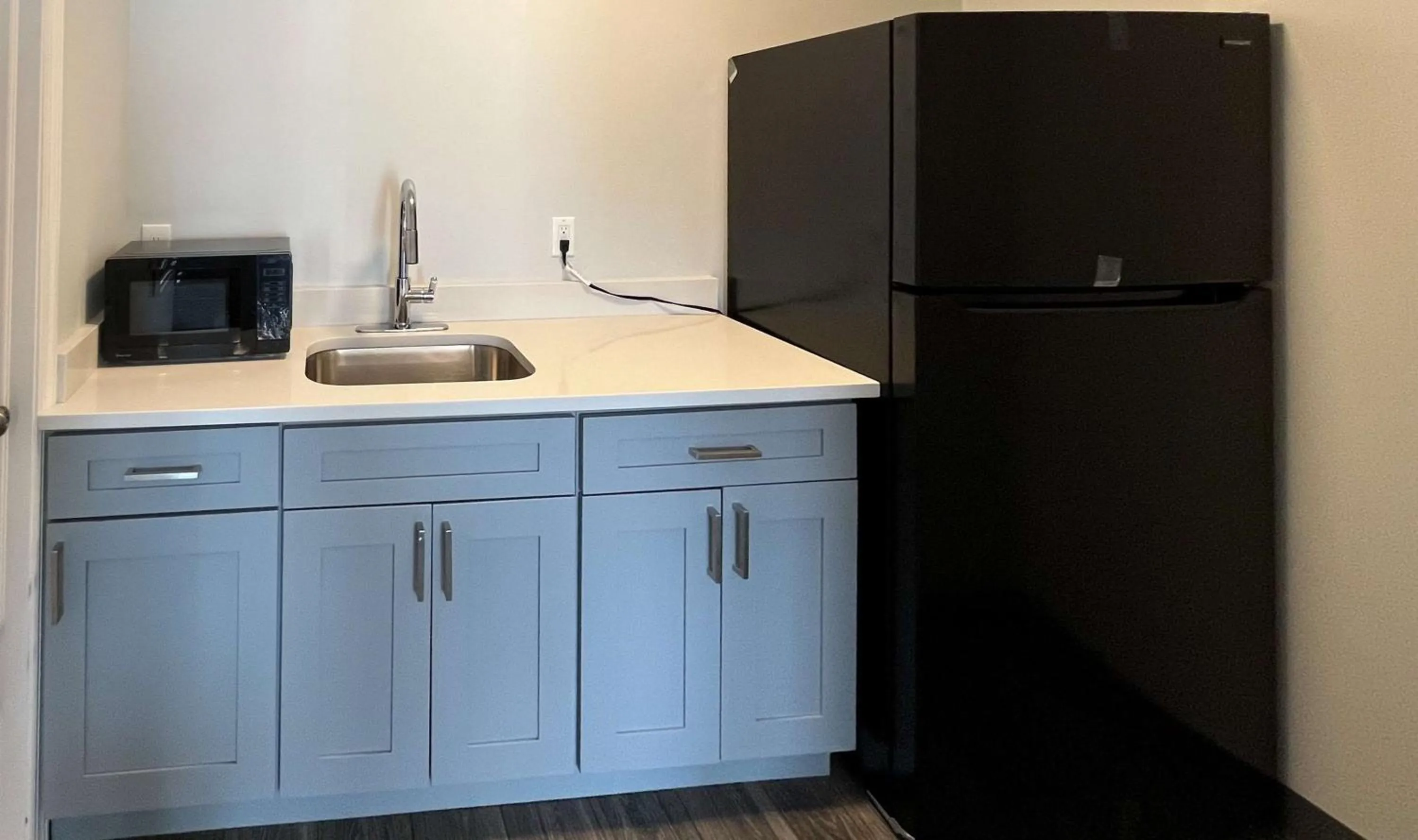 Kitchen or kitchenette in Motel 6 East Windsor, NJ Hightstown