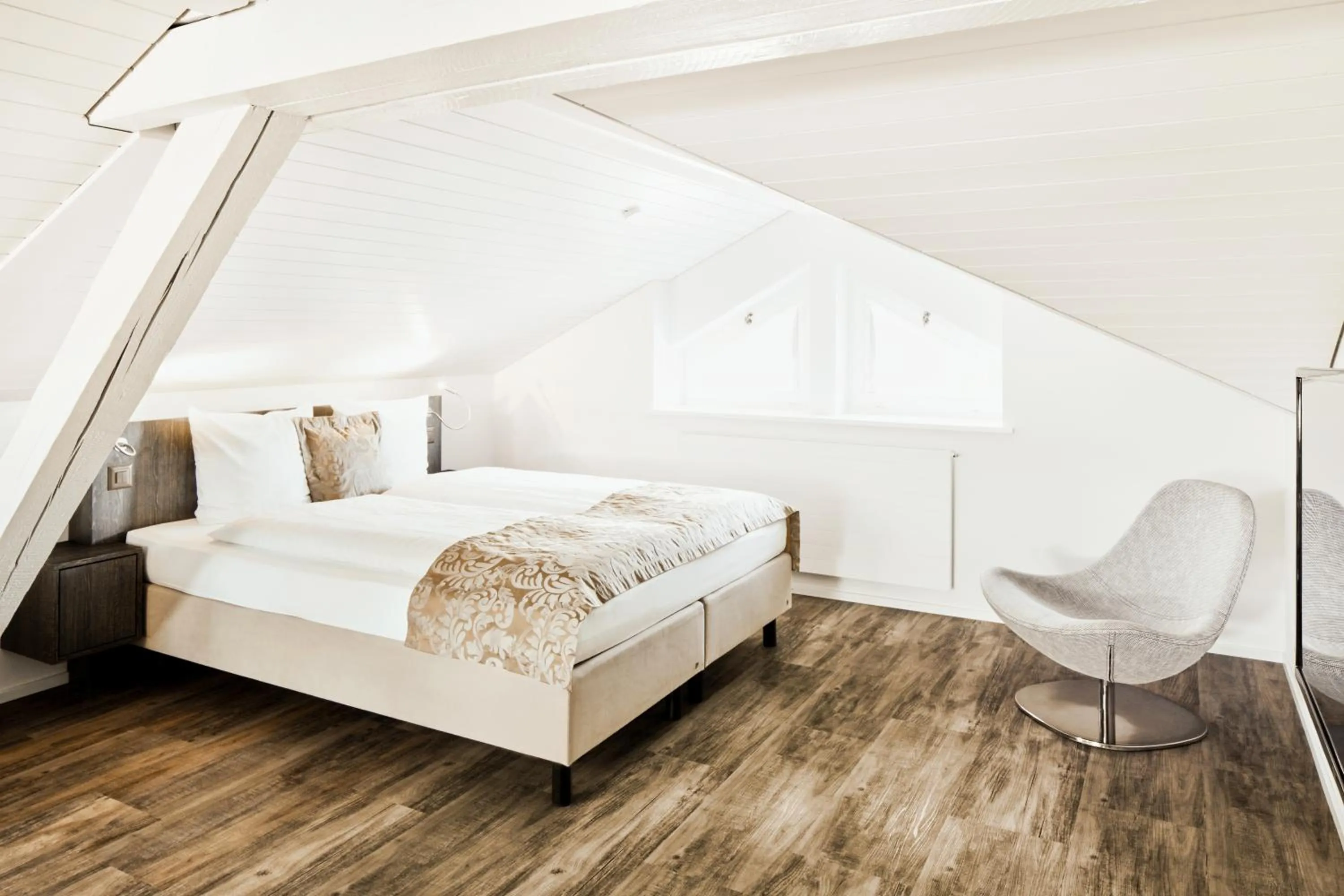 Bedroom, Bed in Hotel Schäfli