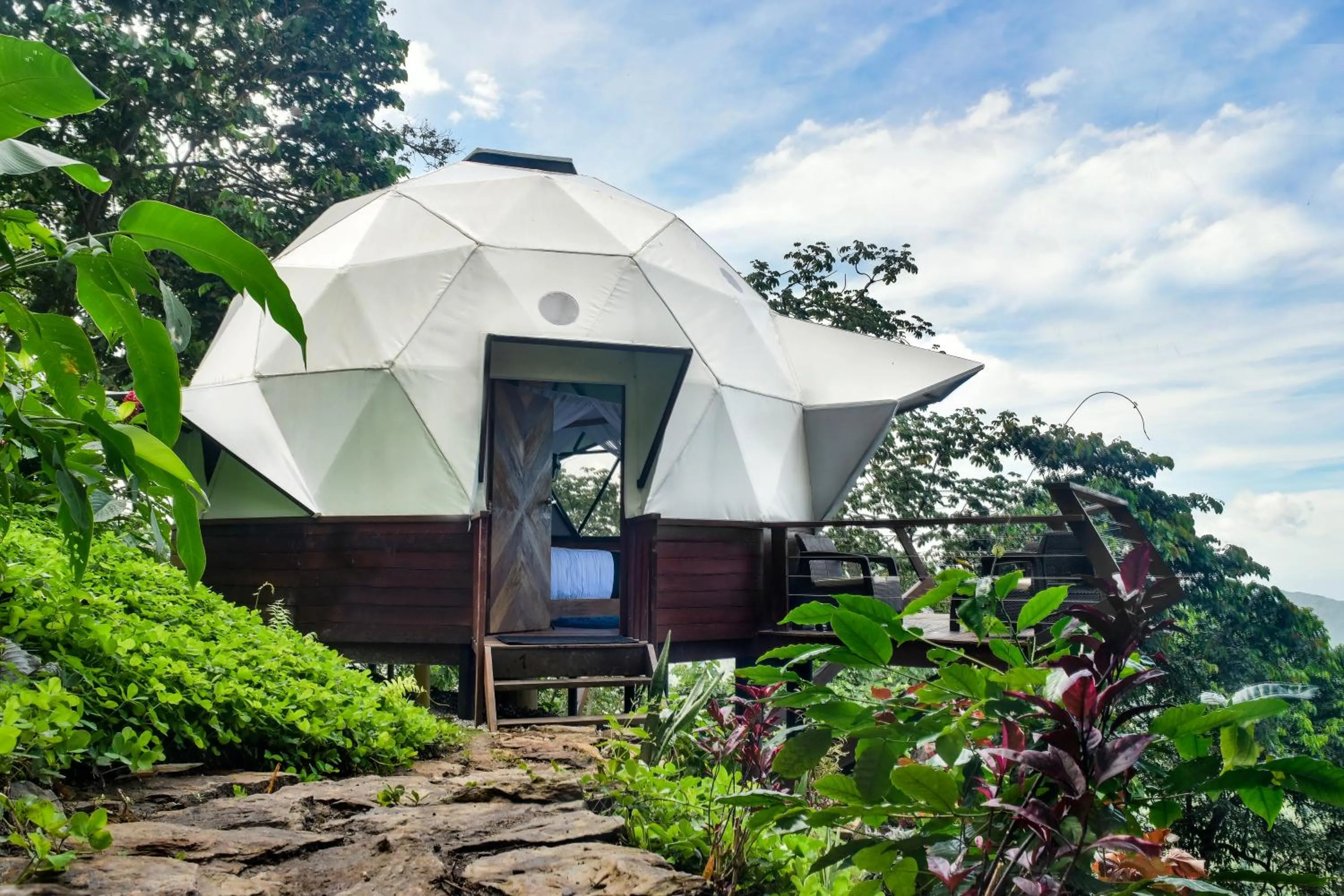 Facade/entrance in Trekker Glamping - EcoLodge Boutique