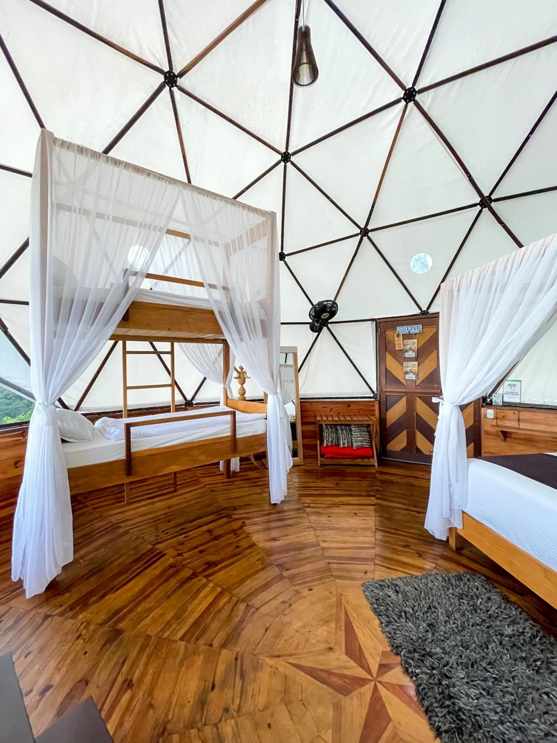 Photo of the whole room, Bed in Trekker Glamping - EcoLodge Boutique