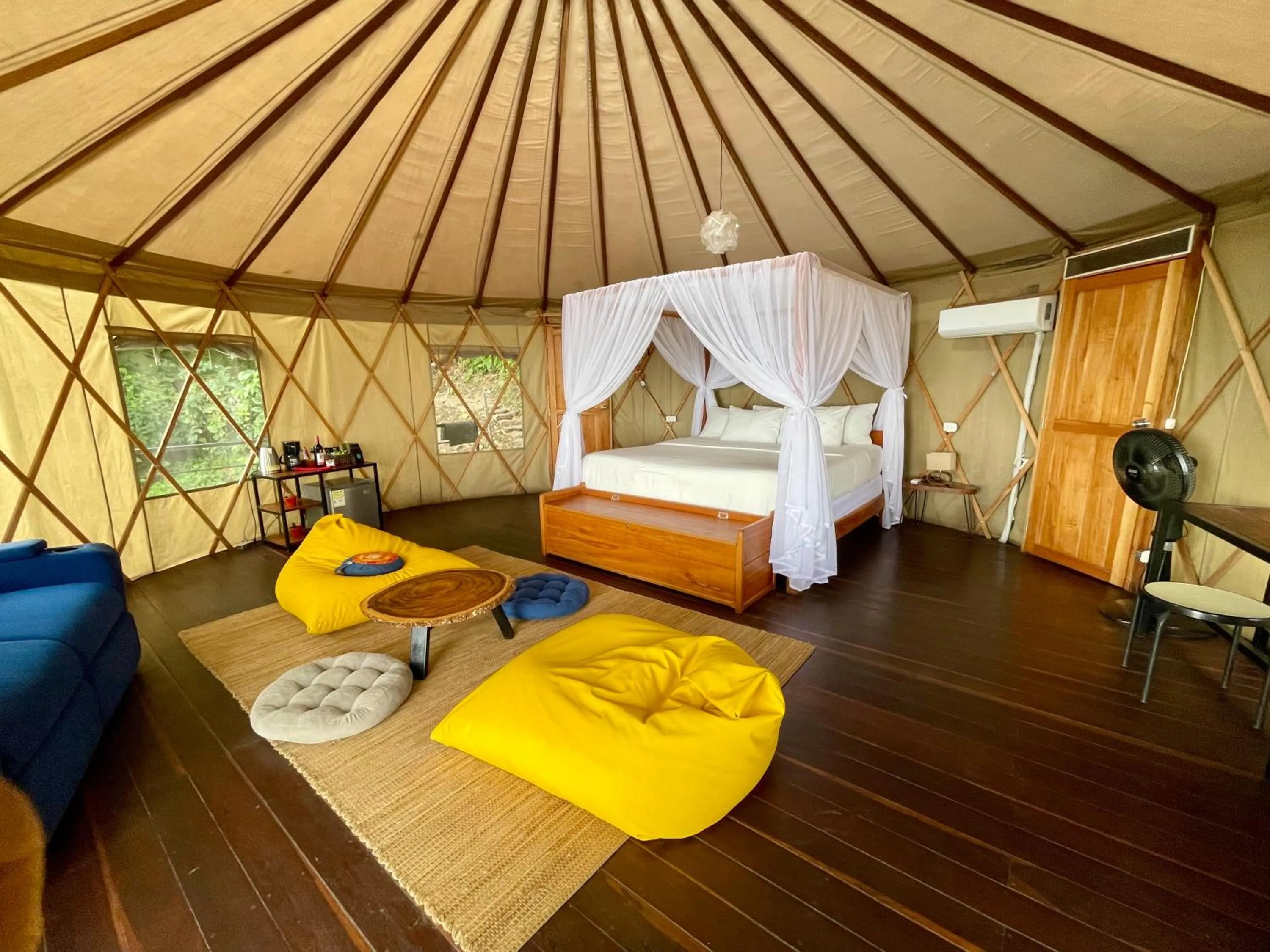 Bed in Trekker Glamping - EcoLodge Boutique