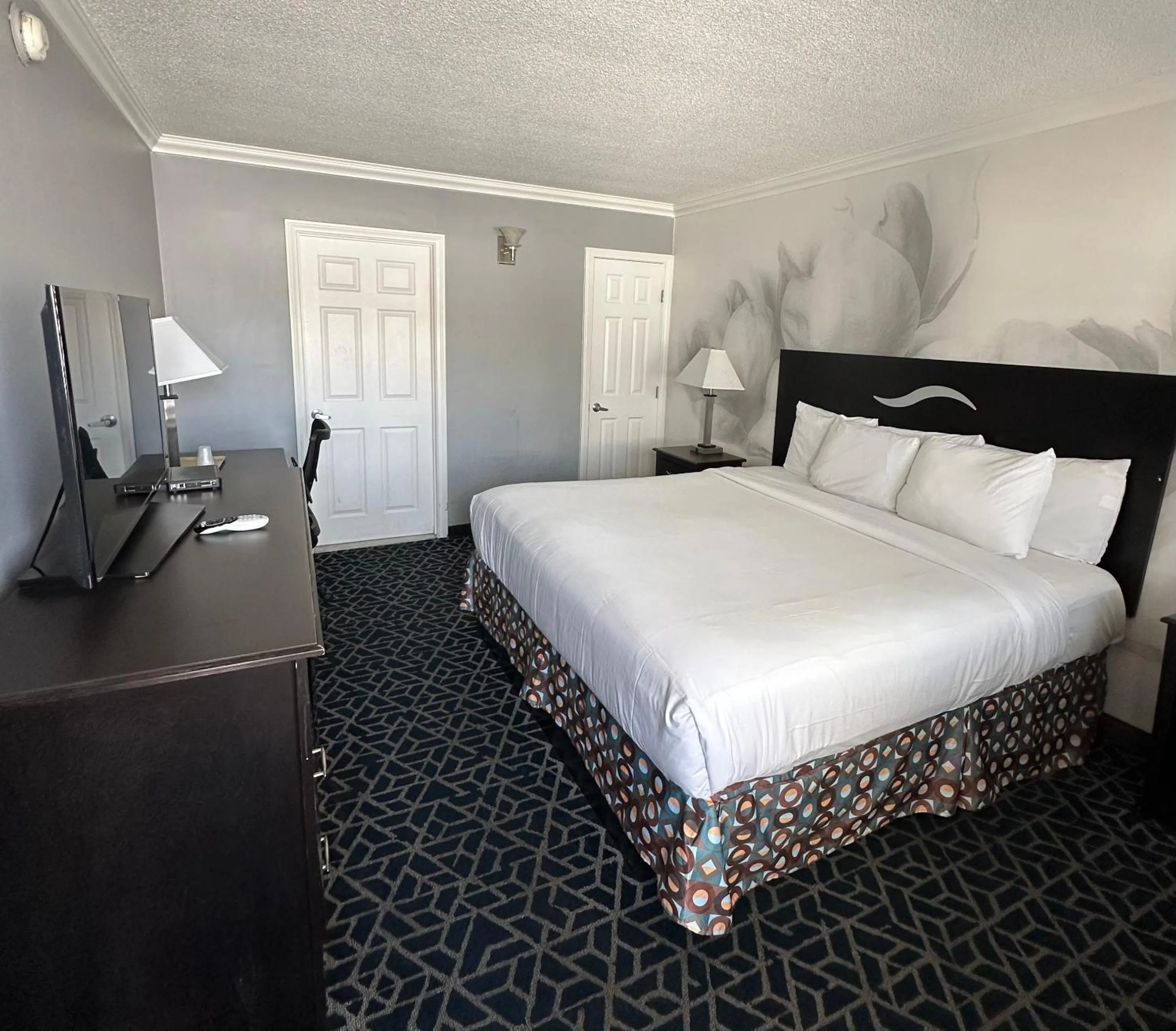 Dusk Hotel Hollywood